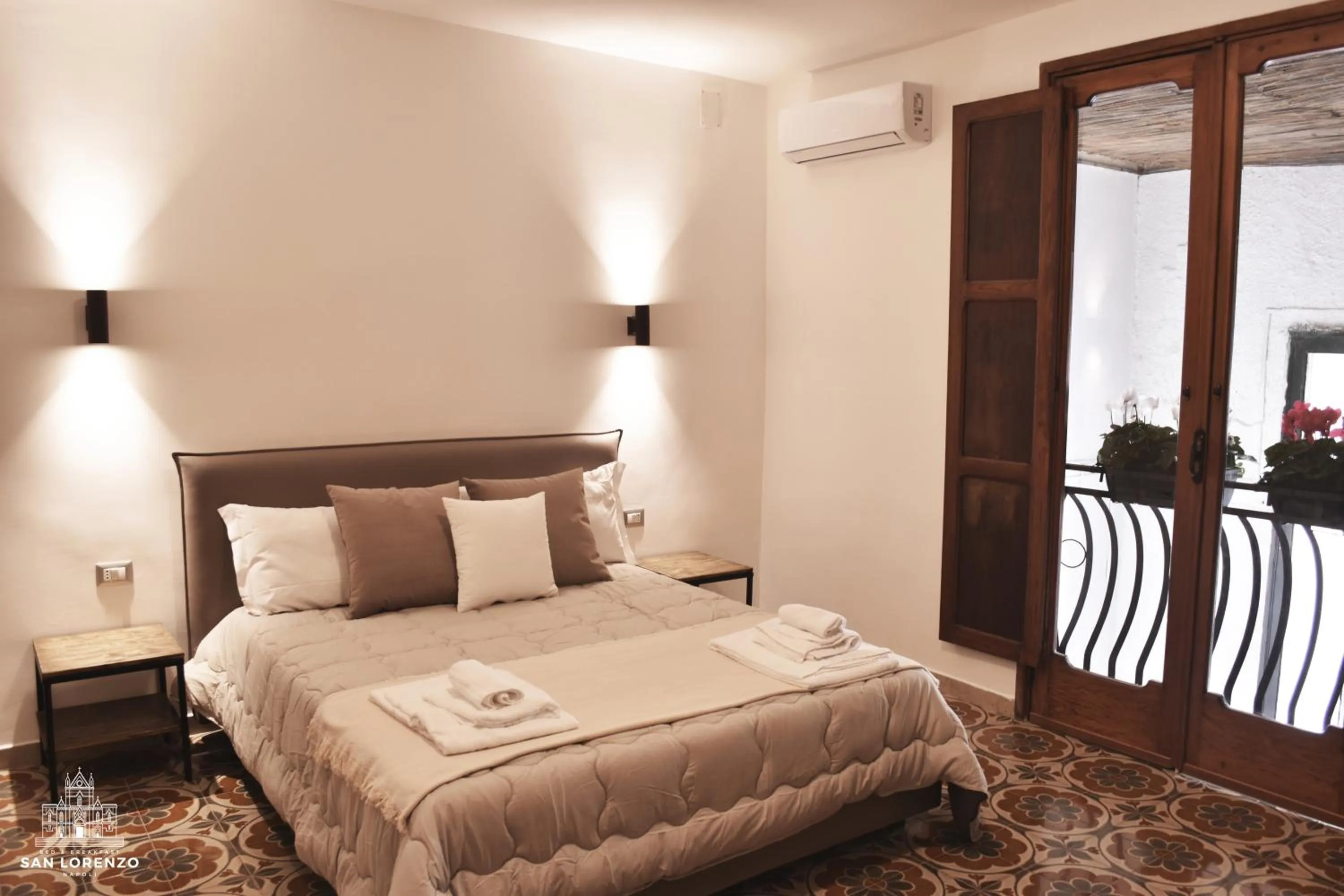 Bed in San Lorenzo's home