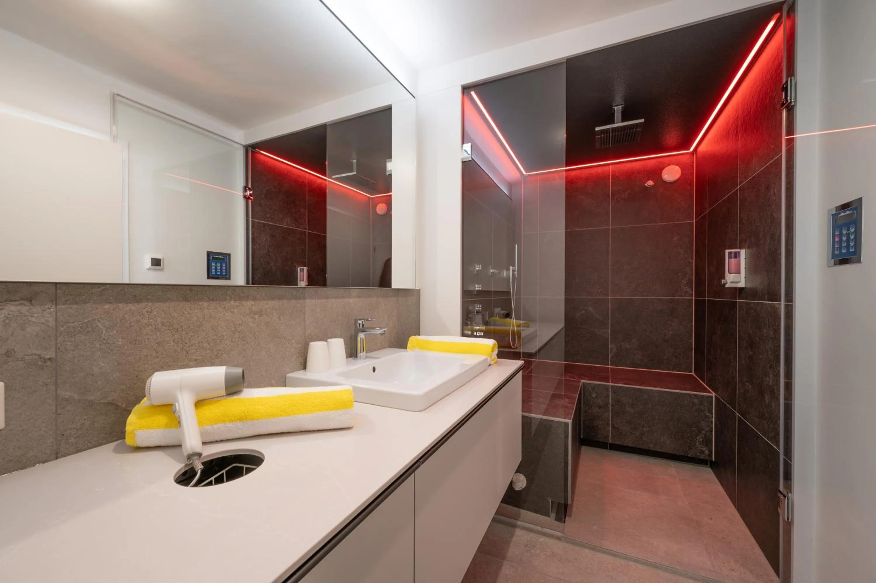 Spa and wellness centre/facilities in Apartments zur Sonne