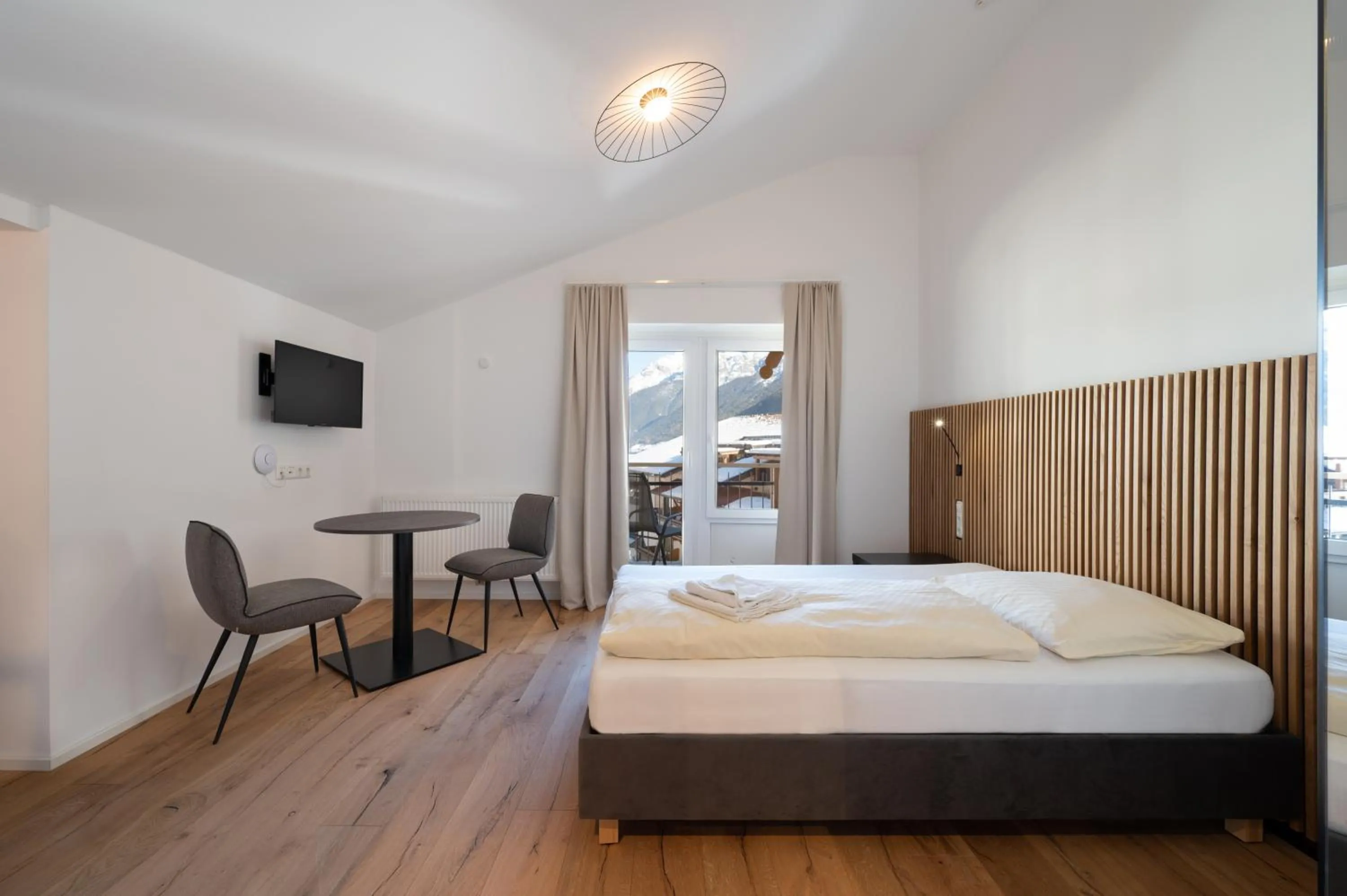 Photo of the whole room, Bed in Apartments zur Sonne