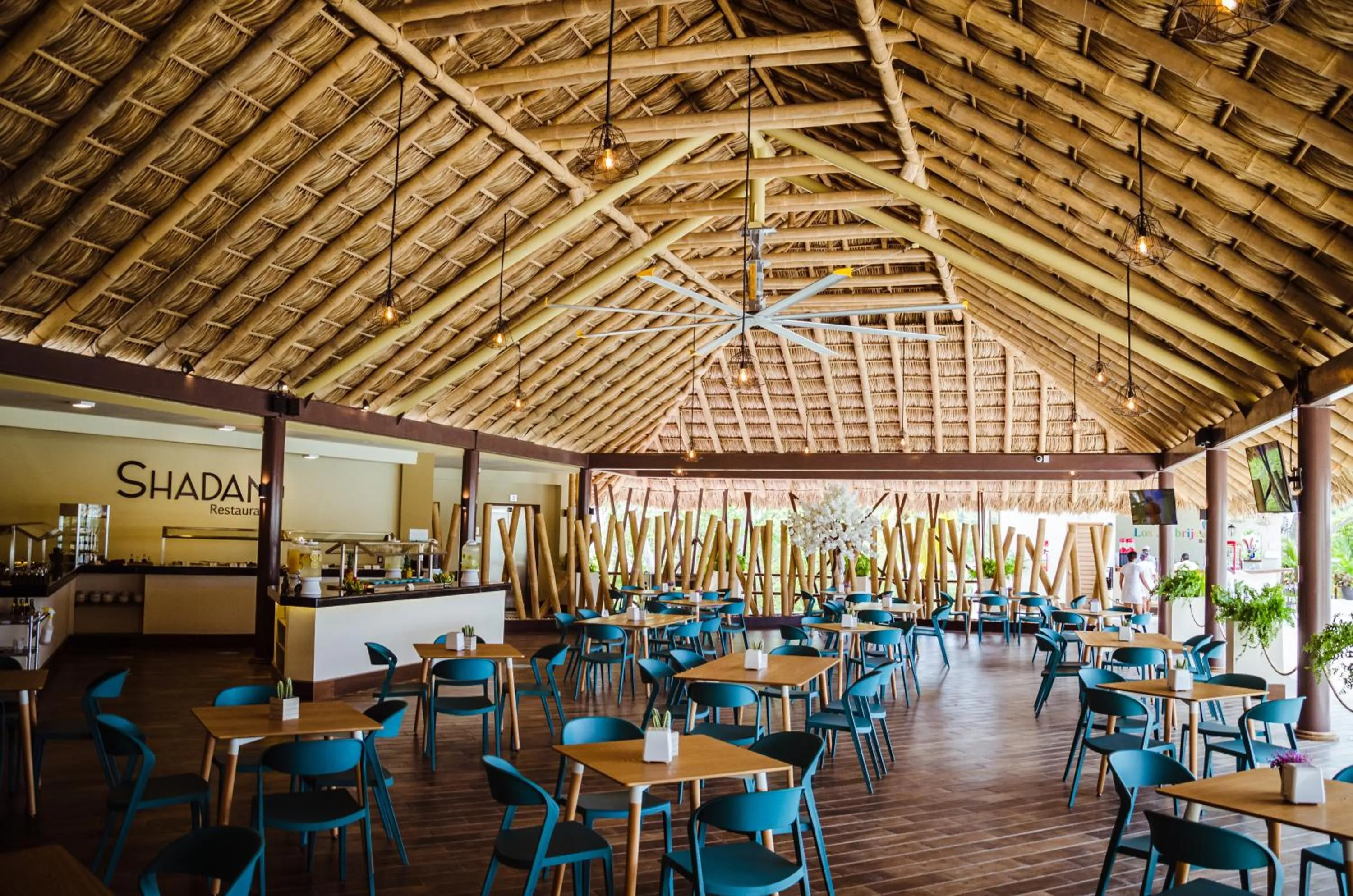 Restaurant/places to eat in Binniguenda Huatulco & Beach Club