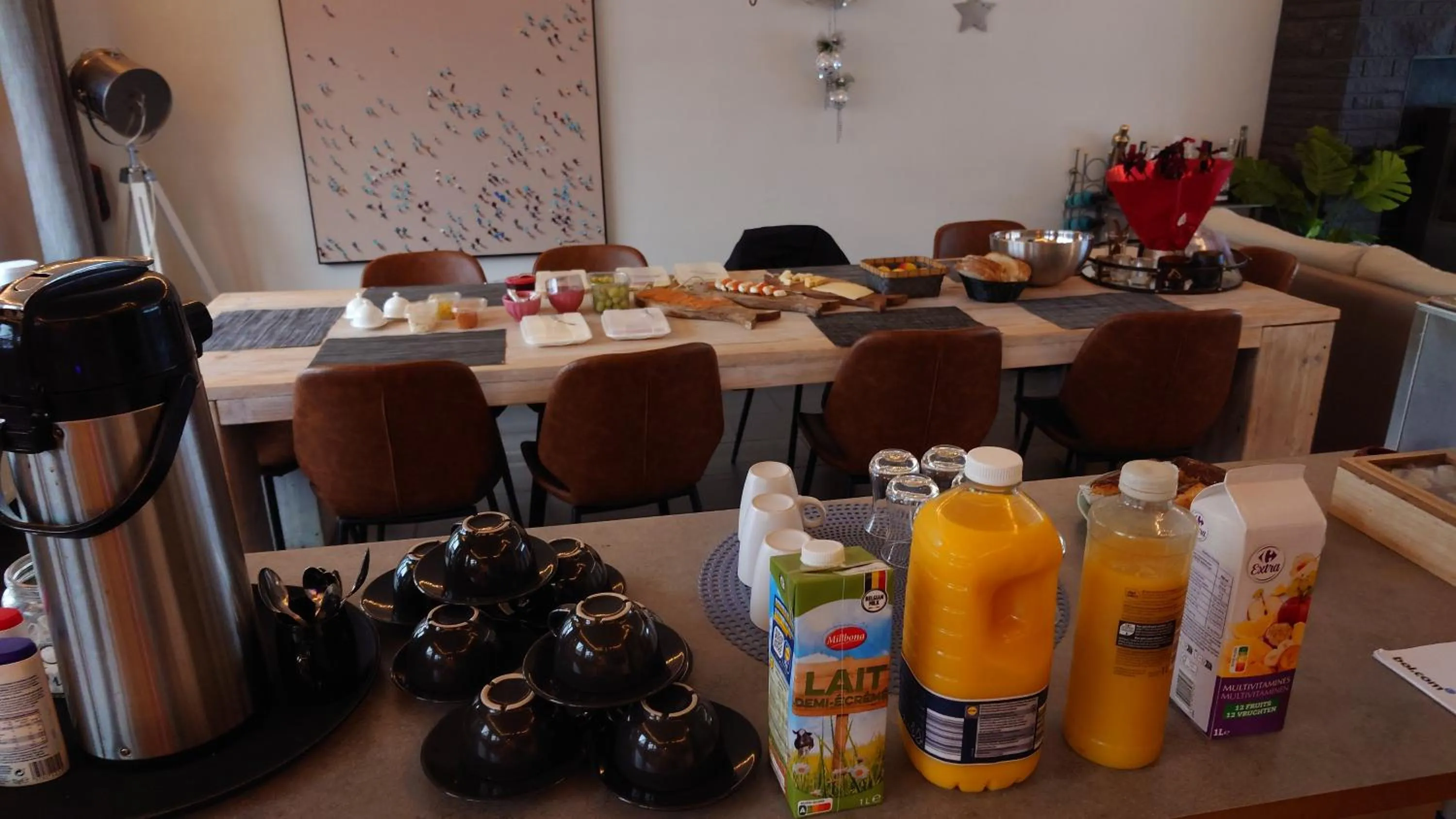 Breakfast in B&B Lazy Life