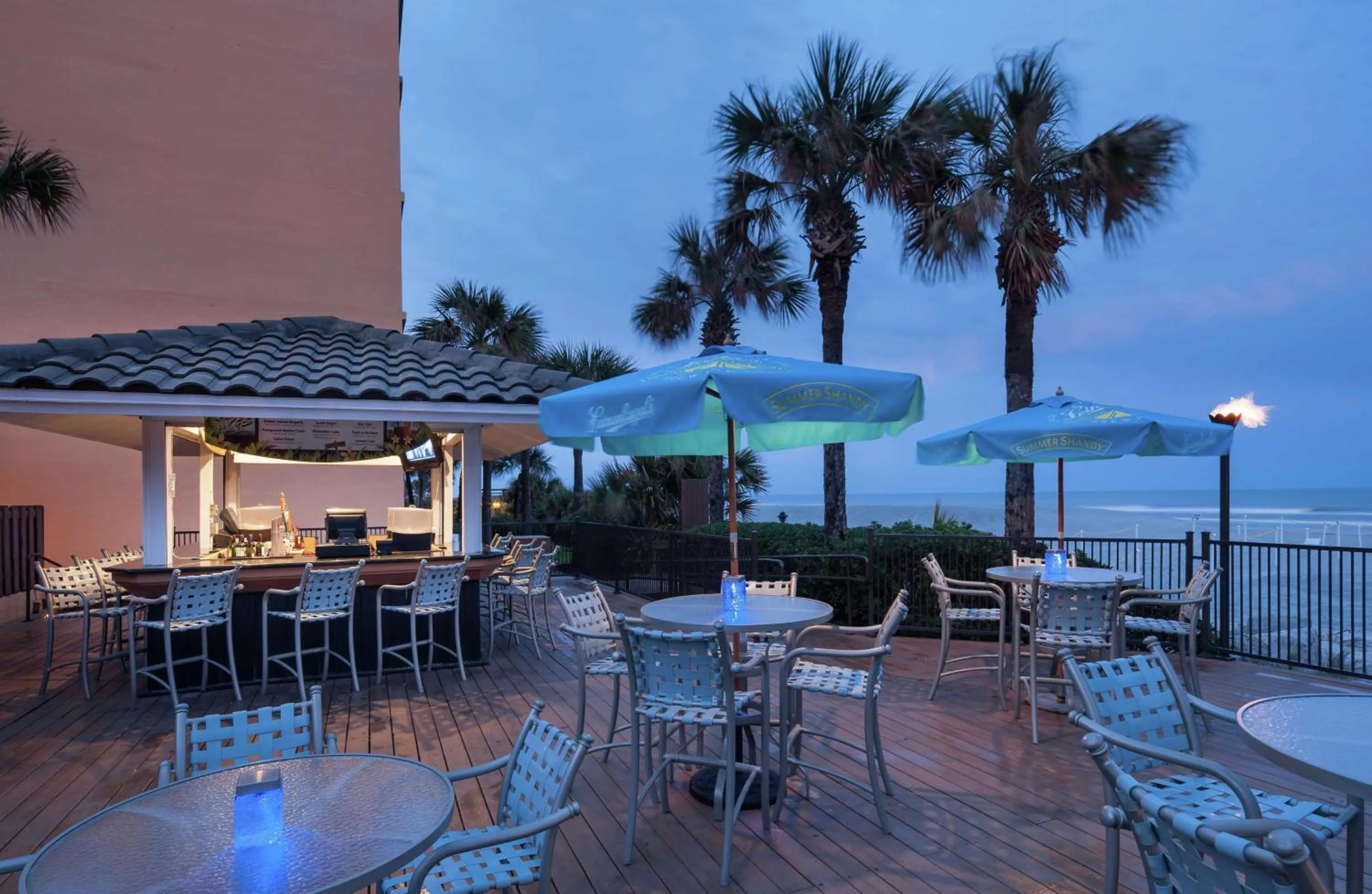 Lounge or bar in Hampton Inn Oceanfront Jacksonville Beach