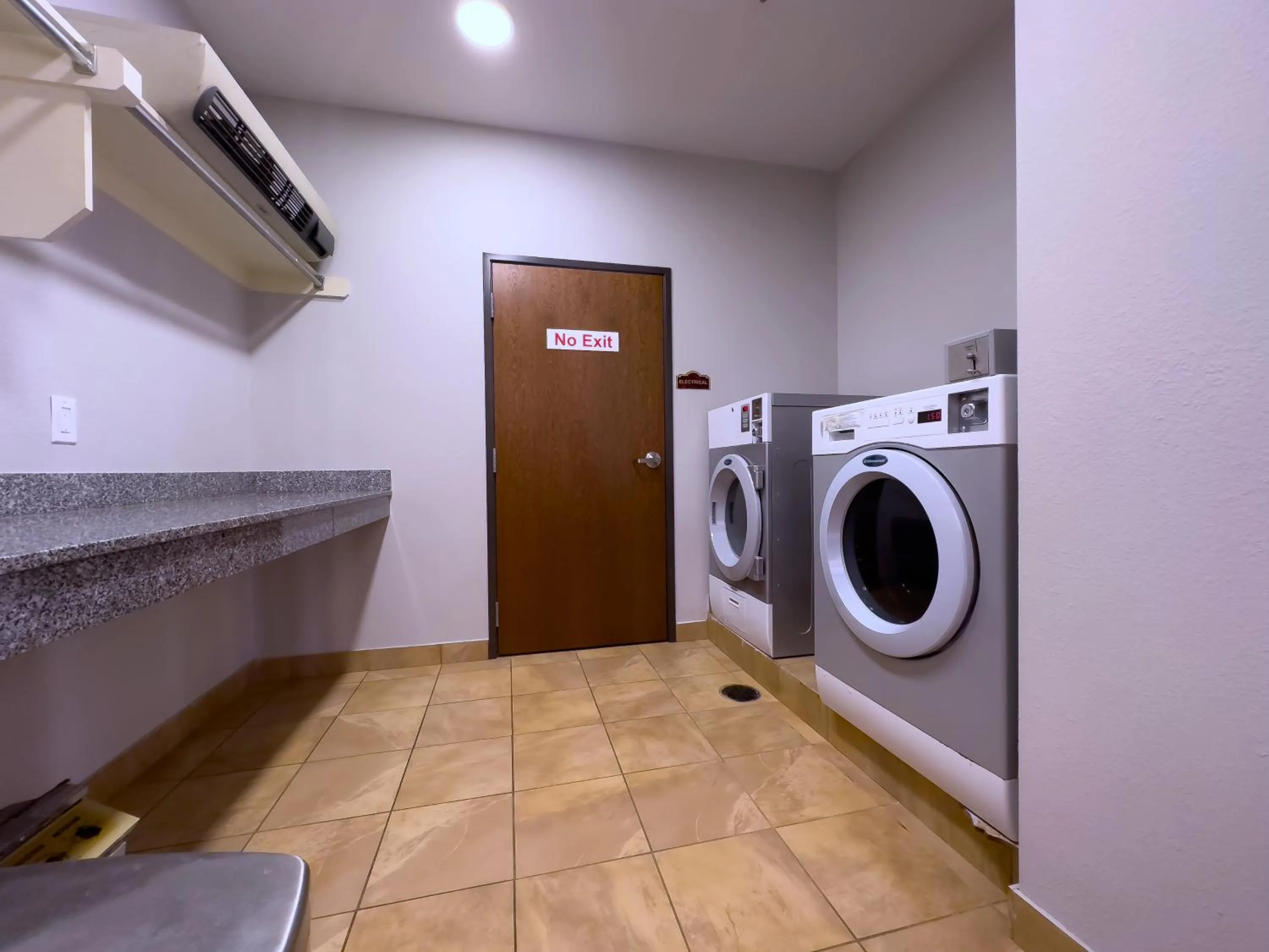 laundry in American Inn Madill