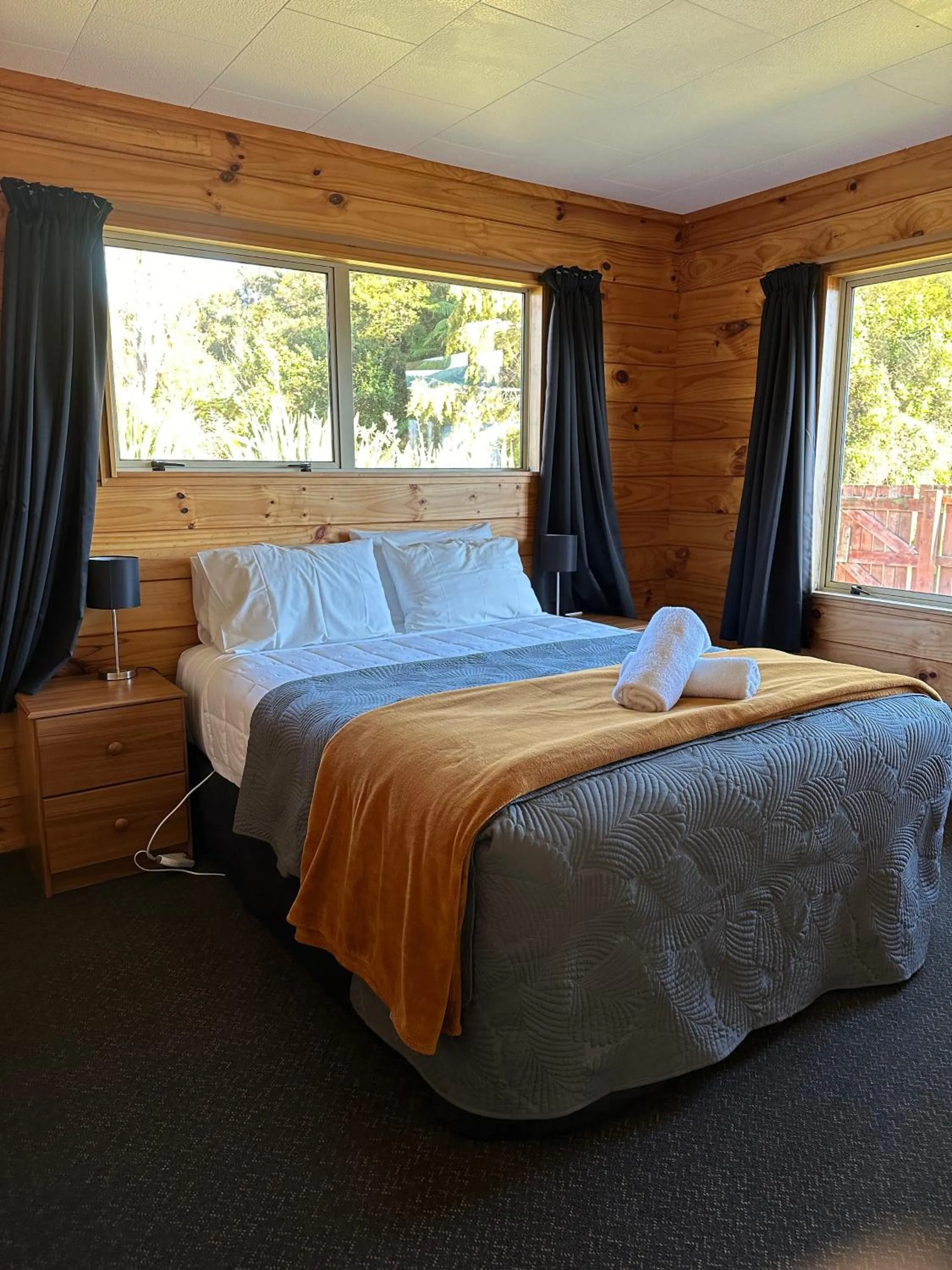 Bed in Franz Josef TOP 10 Holiday Park