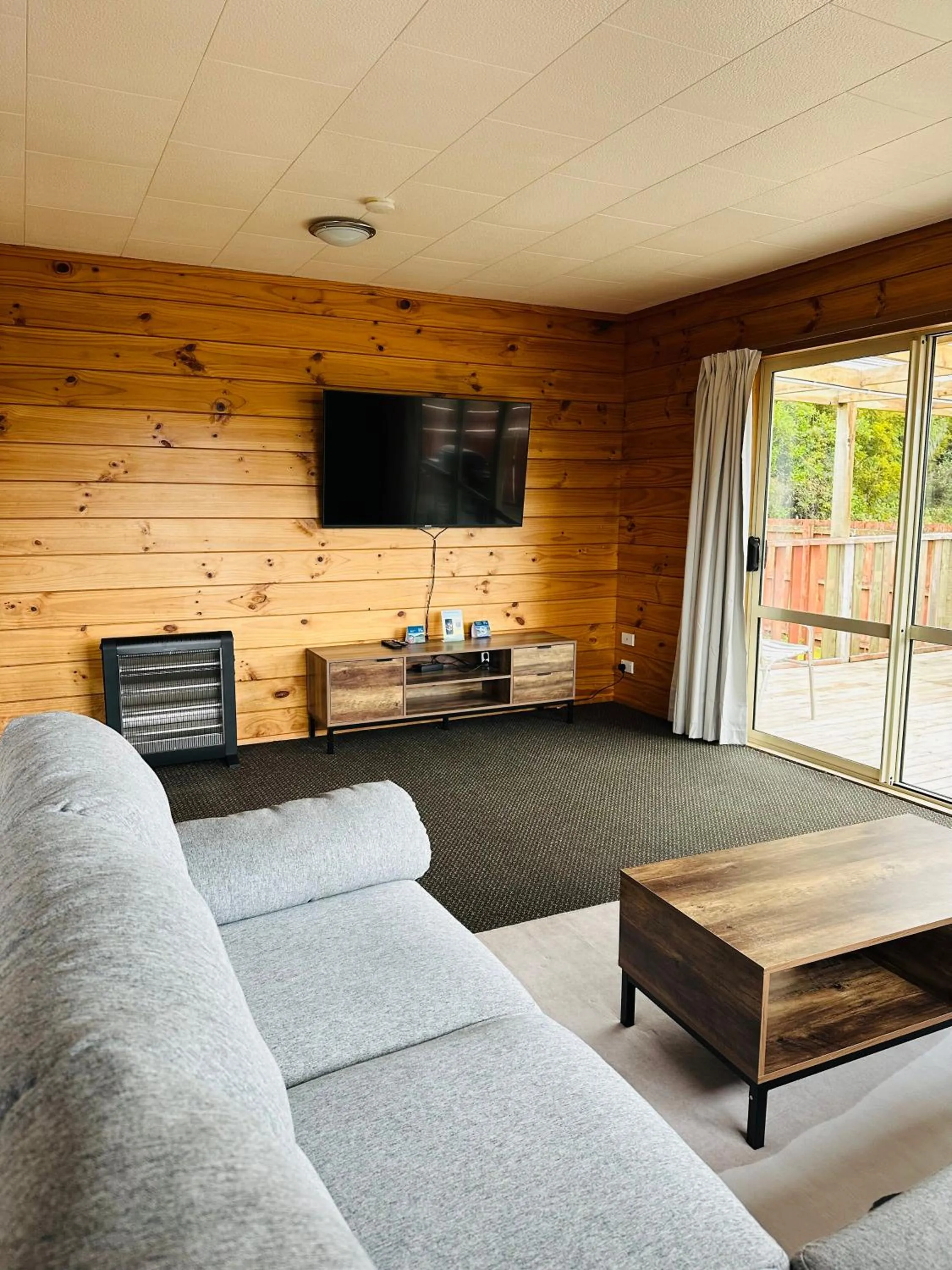 TV and multimedia in Franz Josef TOP 10 Holiday Park