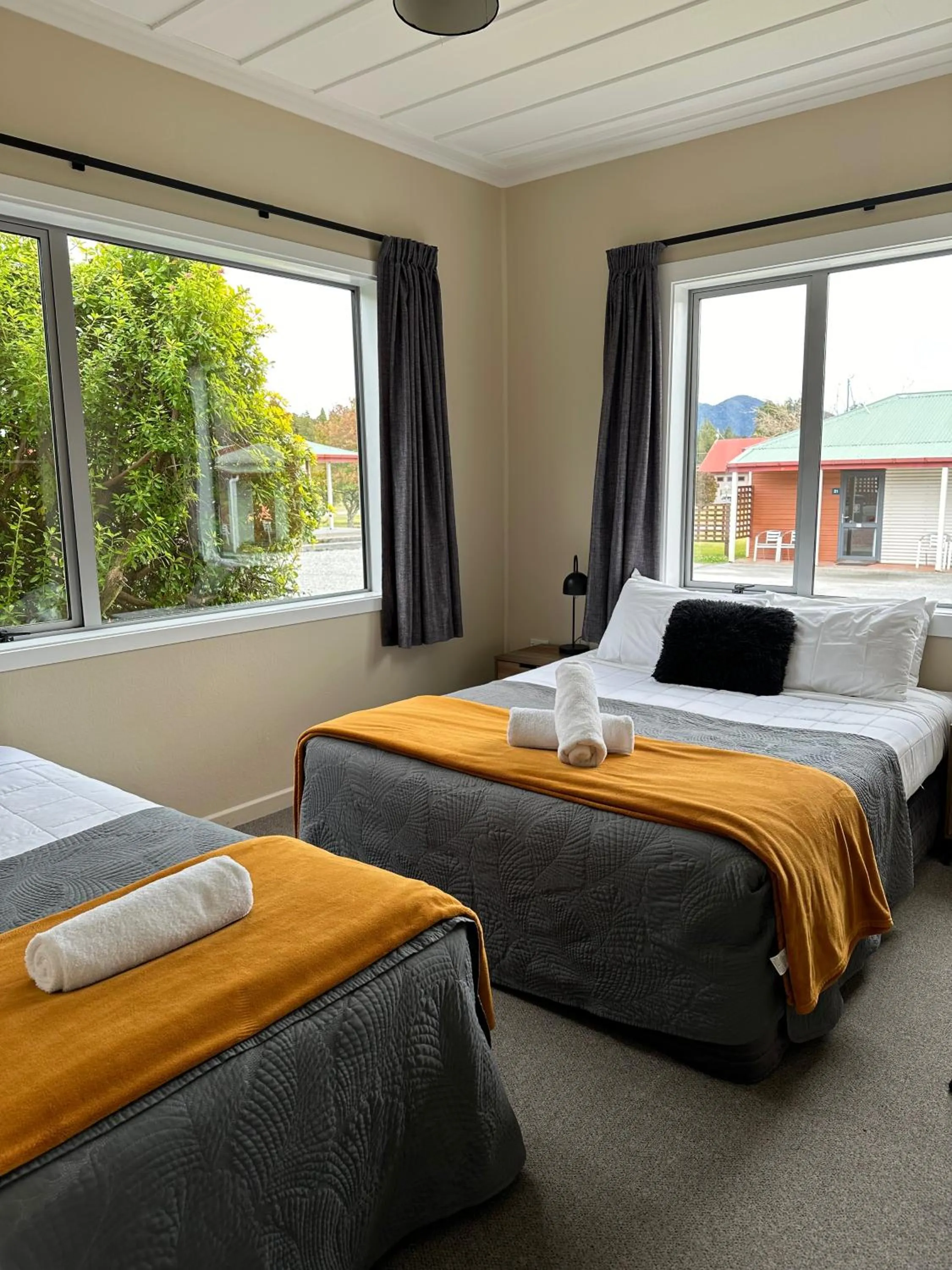 Bed in Franz Josef TOP 10 Holiday Park