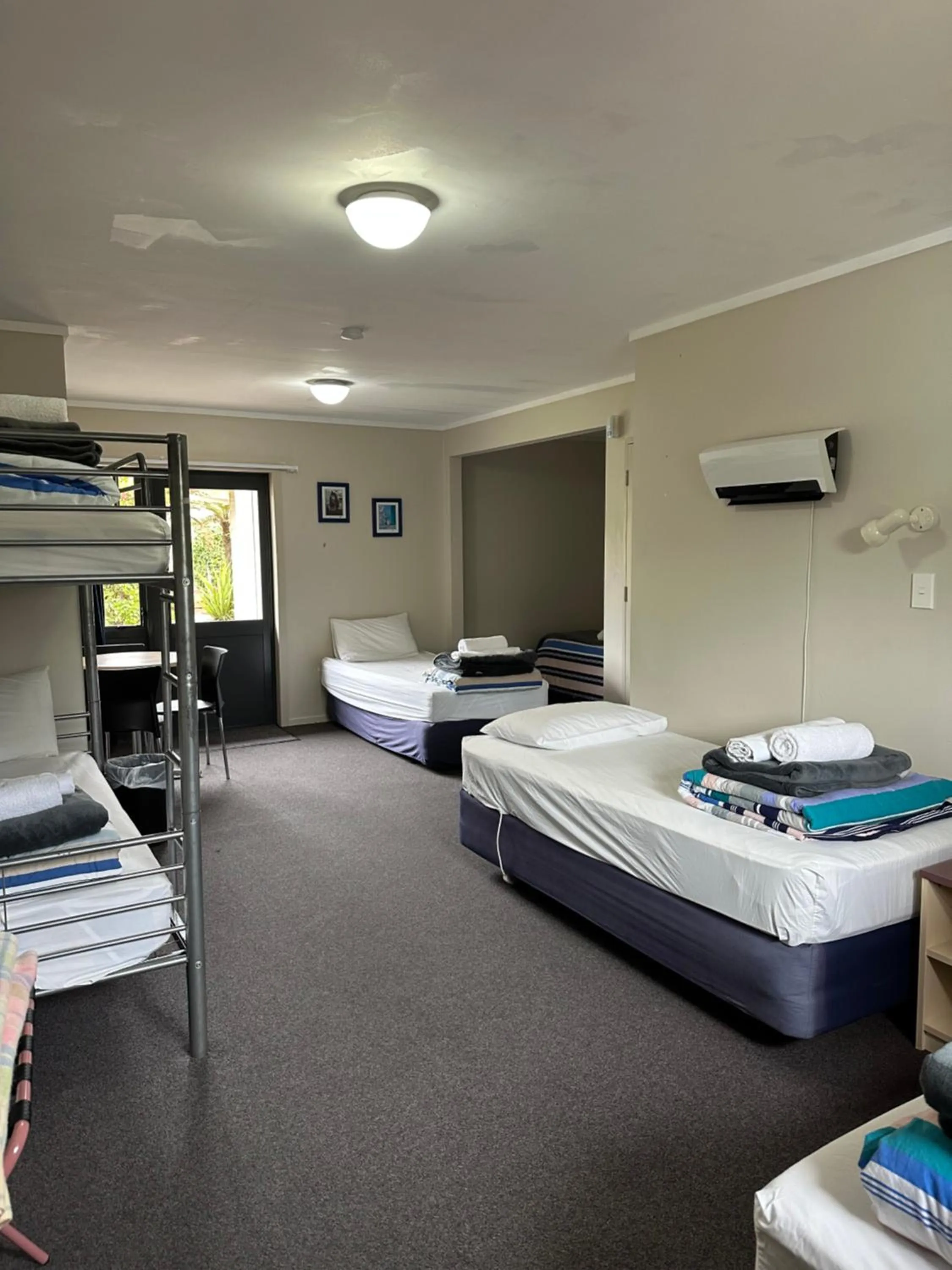 Bed in Franz Josef TOP 10 Holiday Park