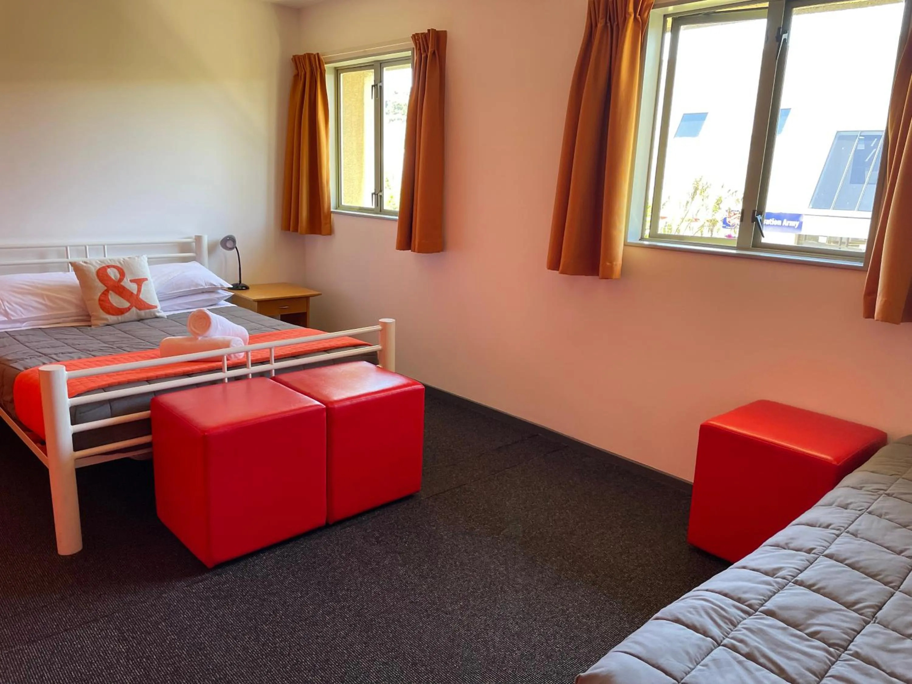 Photo of the whole room, Bed in YHA Nelson - Backpackers