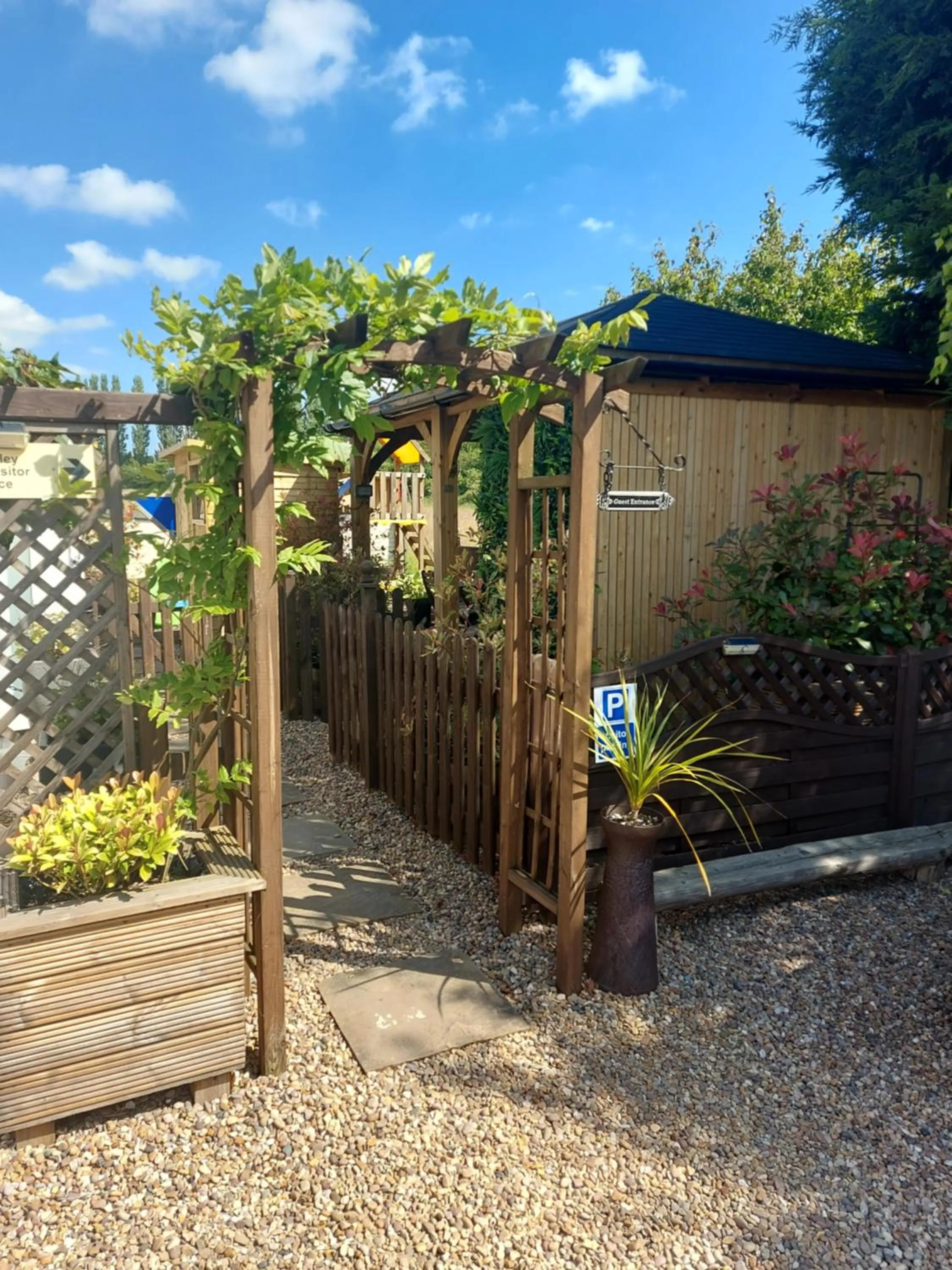 Facade/entrance in Chatterley House