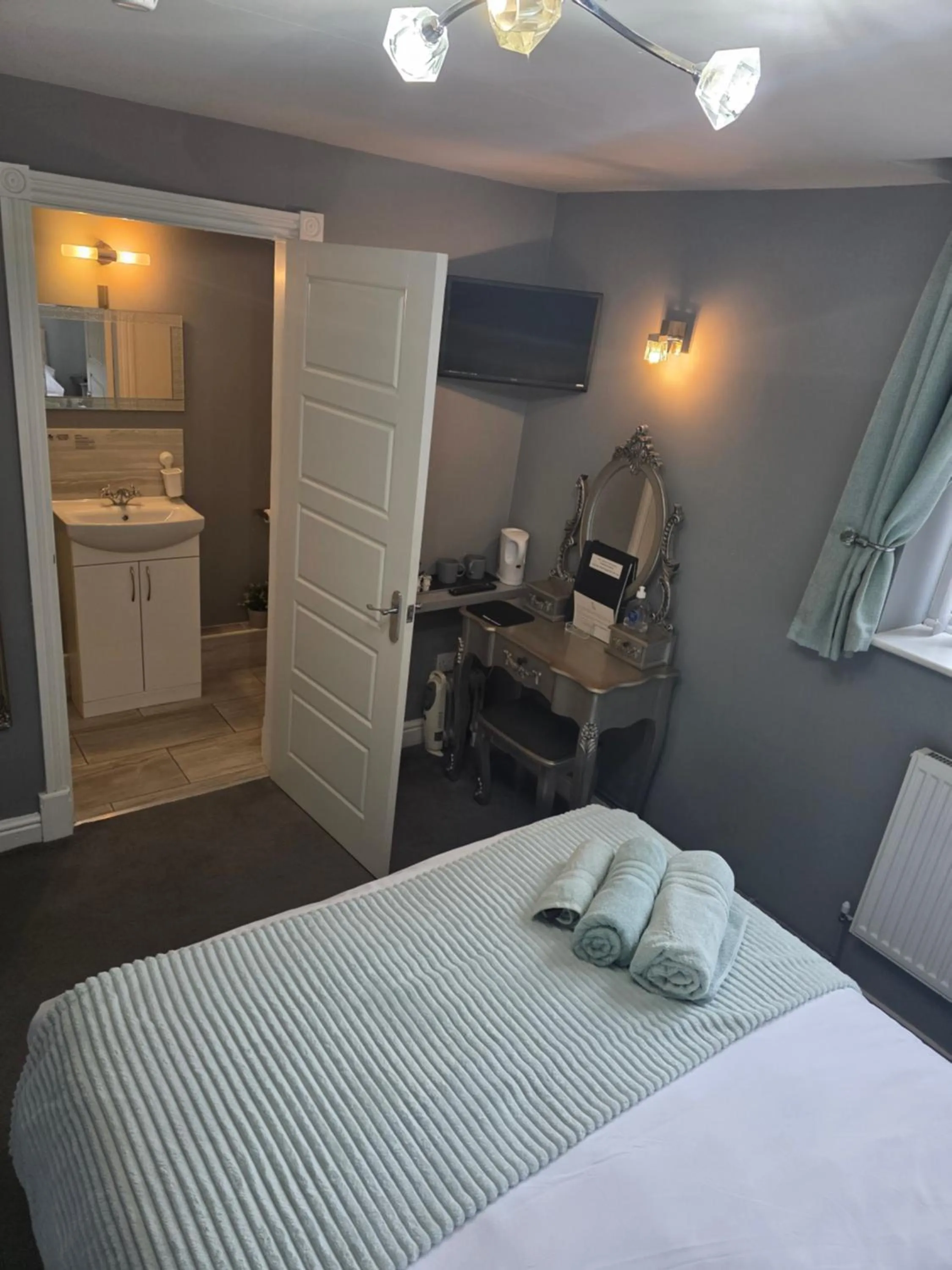 Bed in Chatterley House