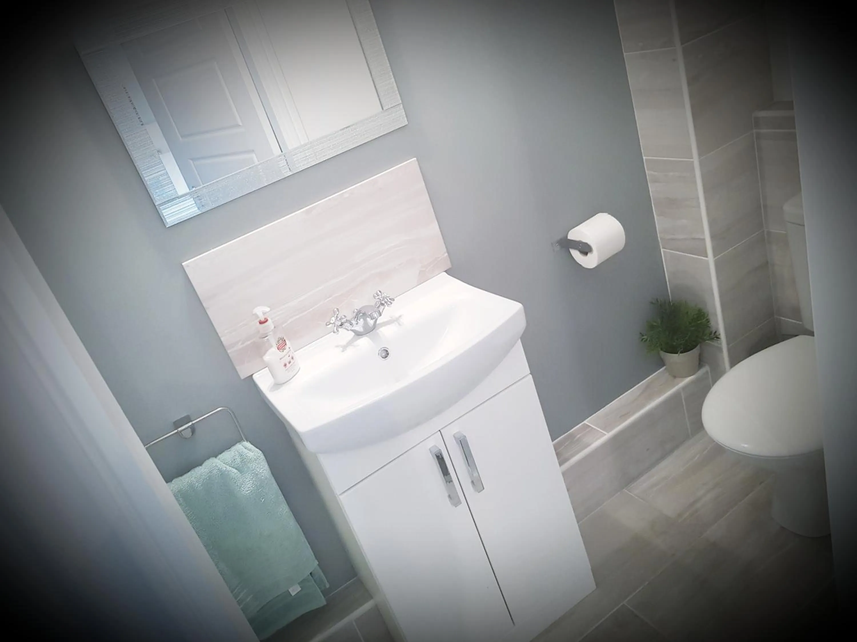 Bathroom in Chatterley House