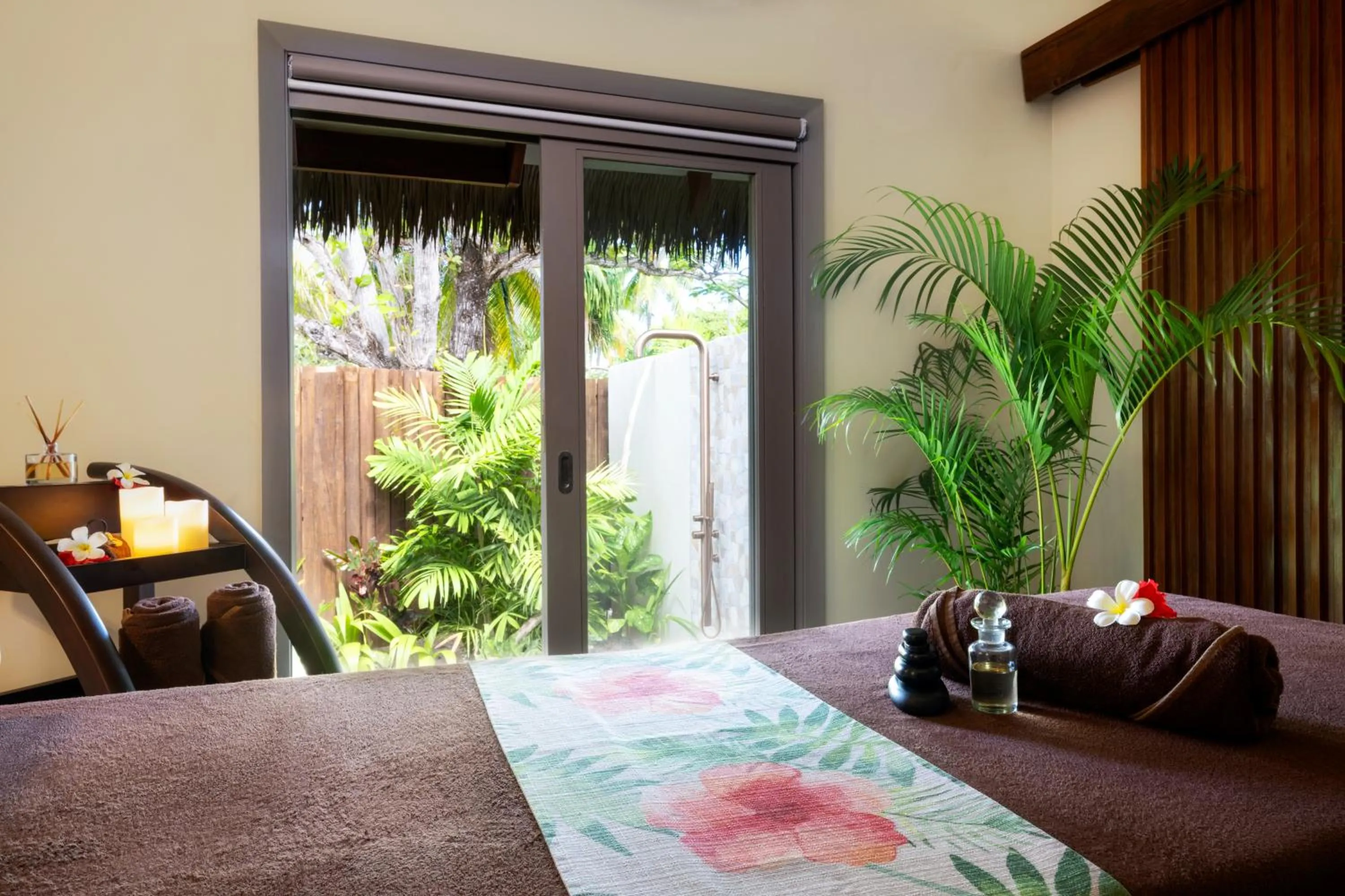 Spa and wellness centre/facilities, Bed in Lomani Island Resort & Spa