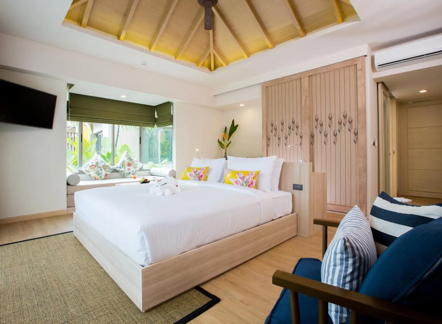 Bed in Mandarava Resort and Spa, Karon Beach
