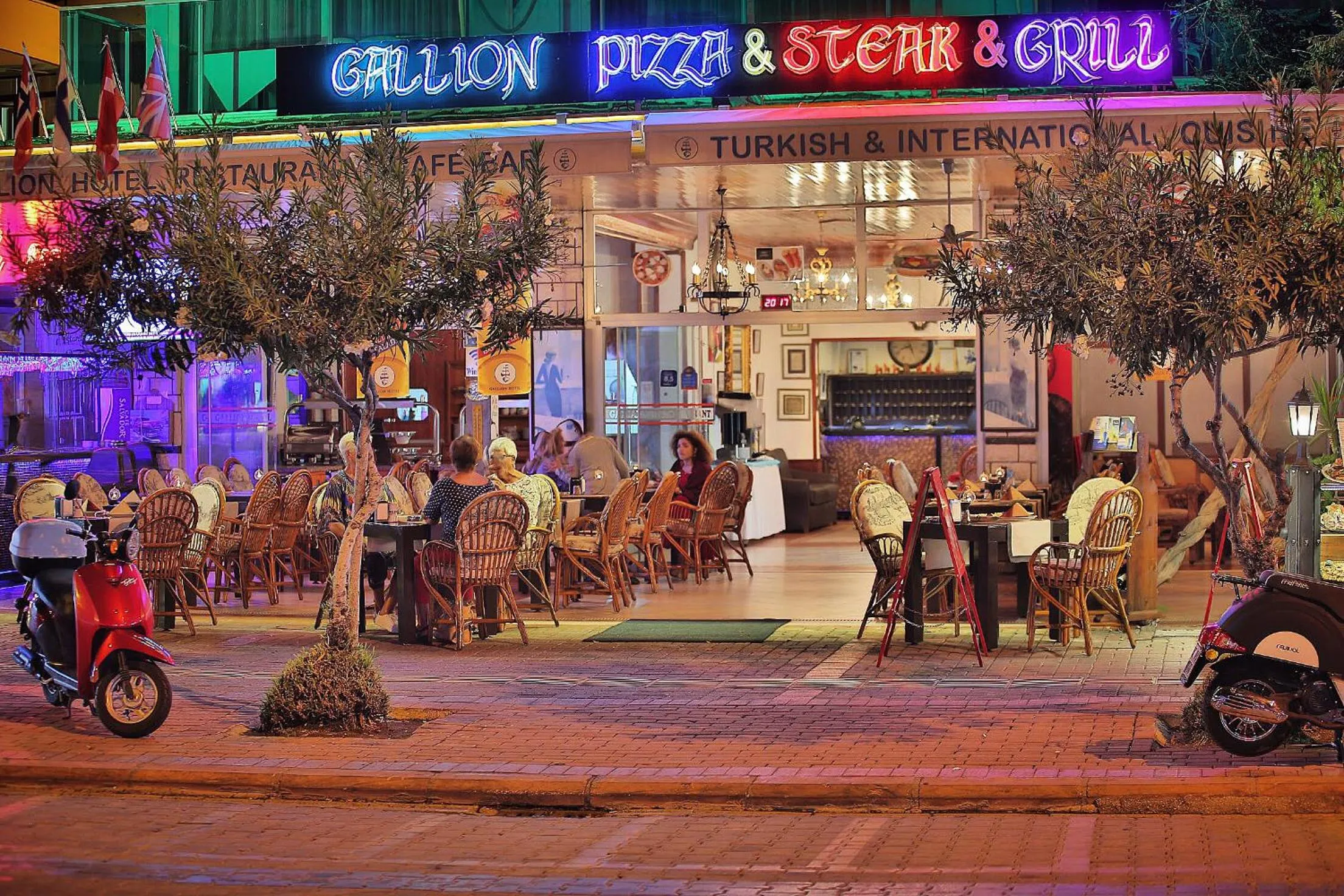 Facade/entrance in Gallion Hotel