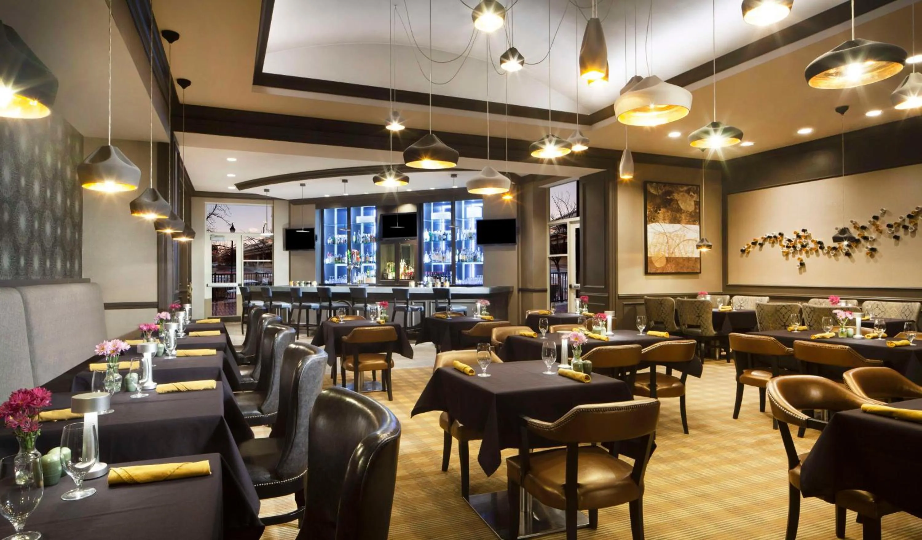 Restaurant/places to eat in Hilton Alexandria Old Town