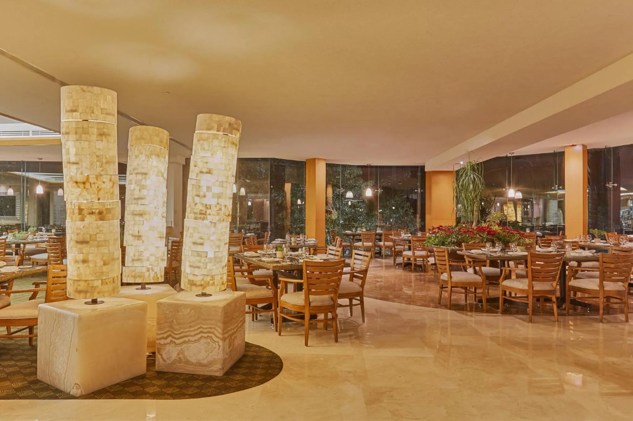 Restaurant/places to eat in Grand Fiesta Americana Guadalajara Country Club