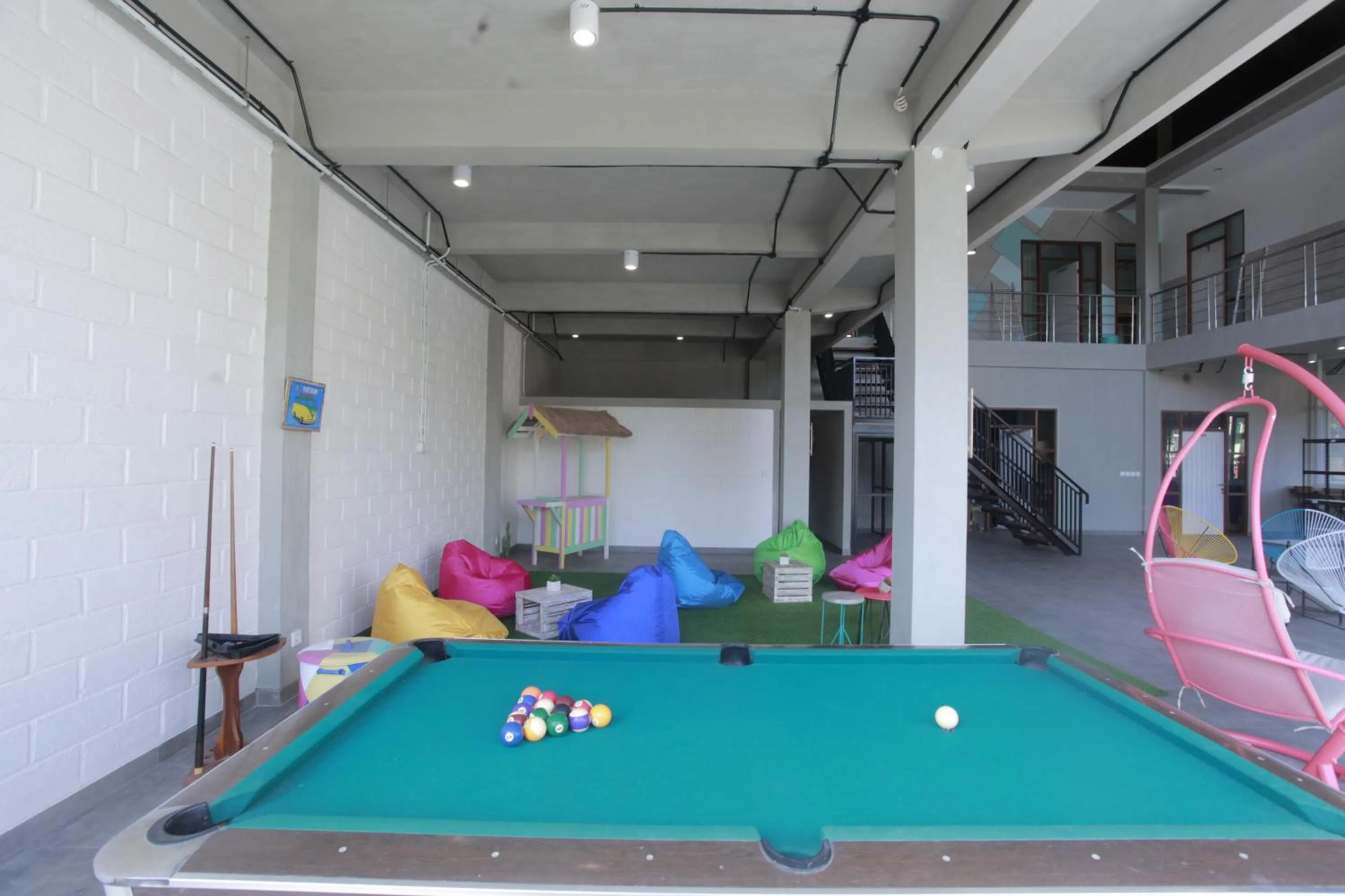 Billiard in Beach Hut Hostel