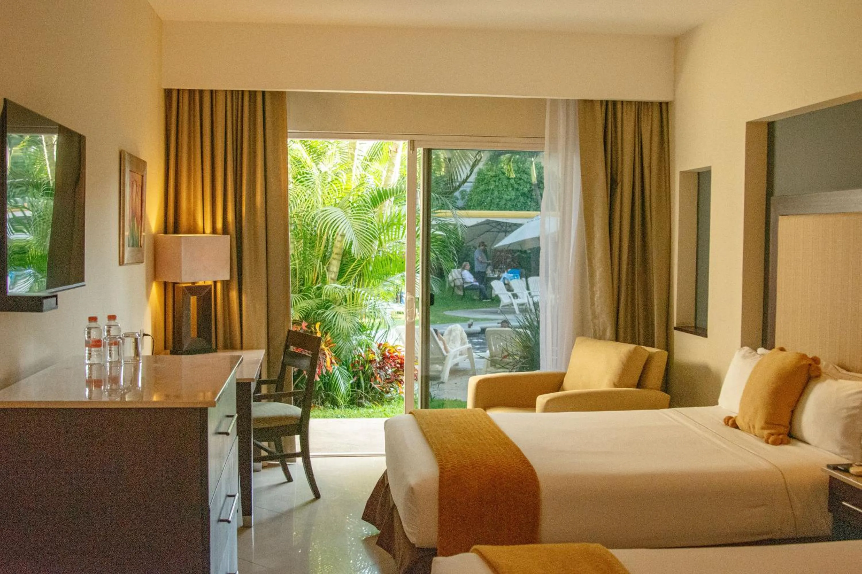 Garden view, Bed in Casa Francisco