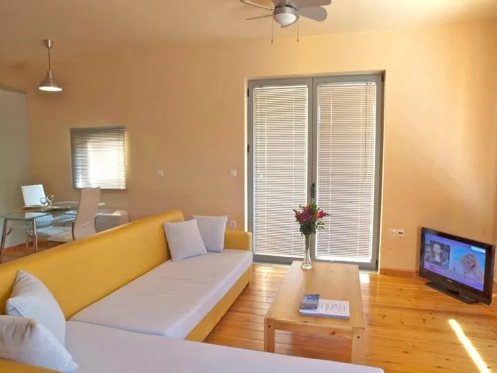 Day in Sorta Apartments