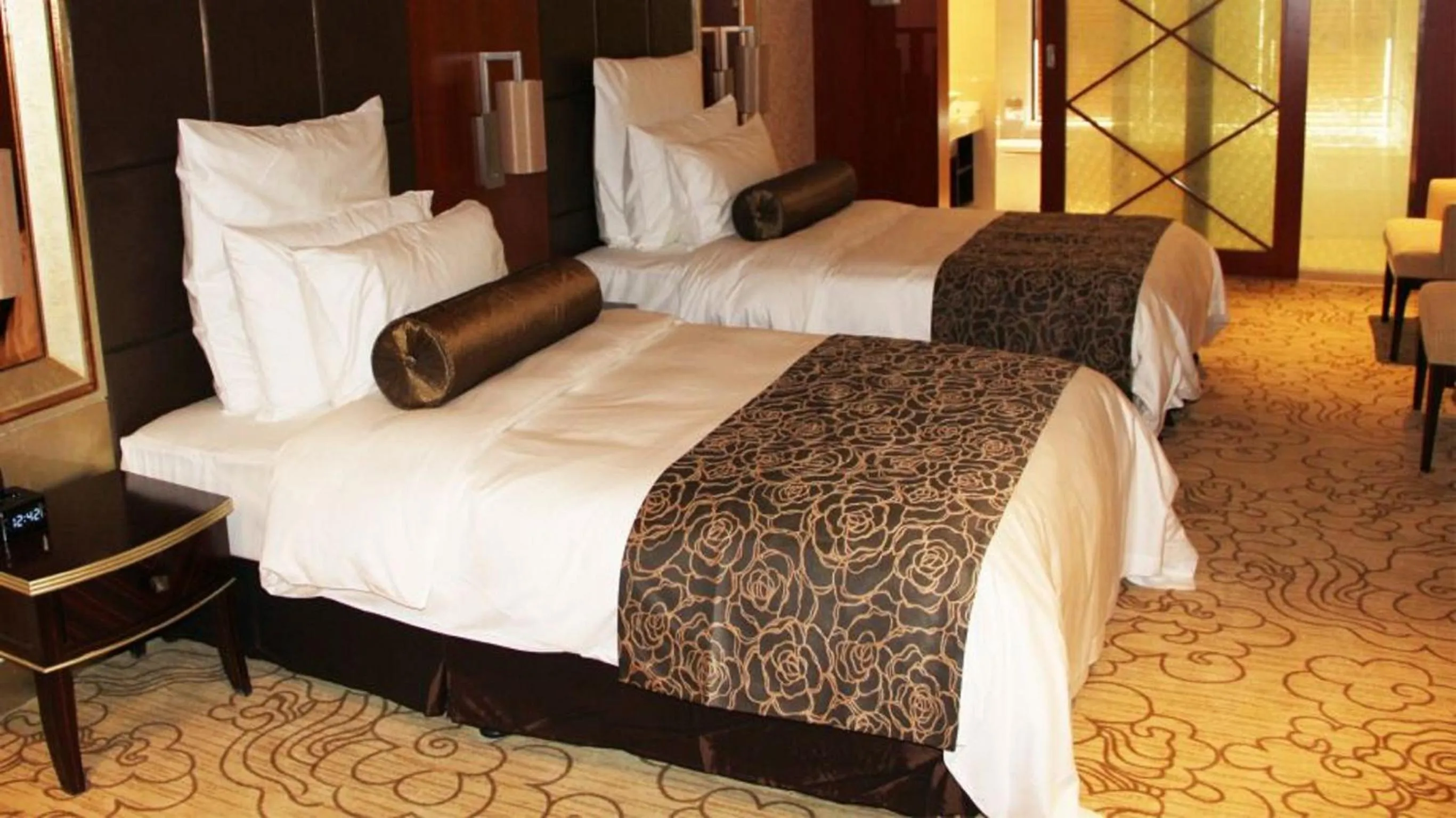 Bedroom in Best Western Premier Hotel Hefei