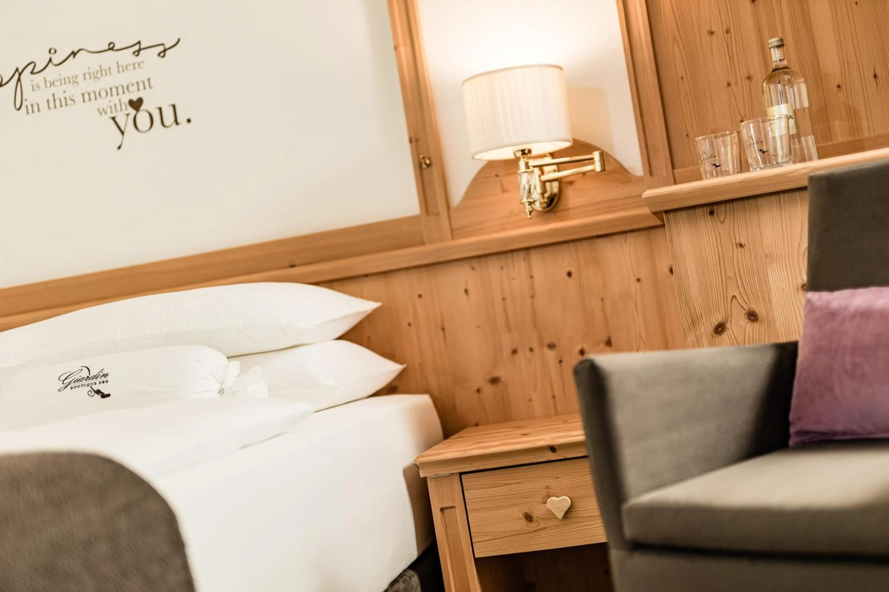 Decorative detail, Bed in Giardin Boutique Hotel B&B