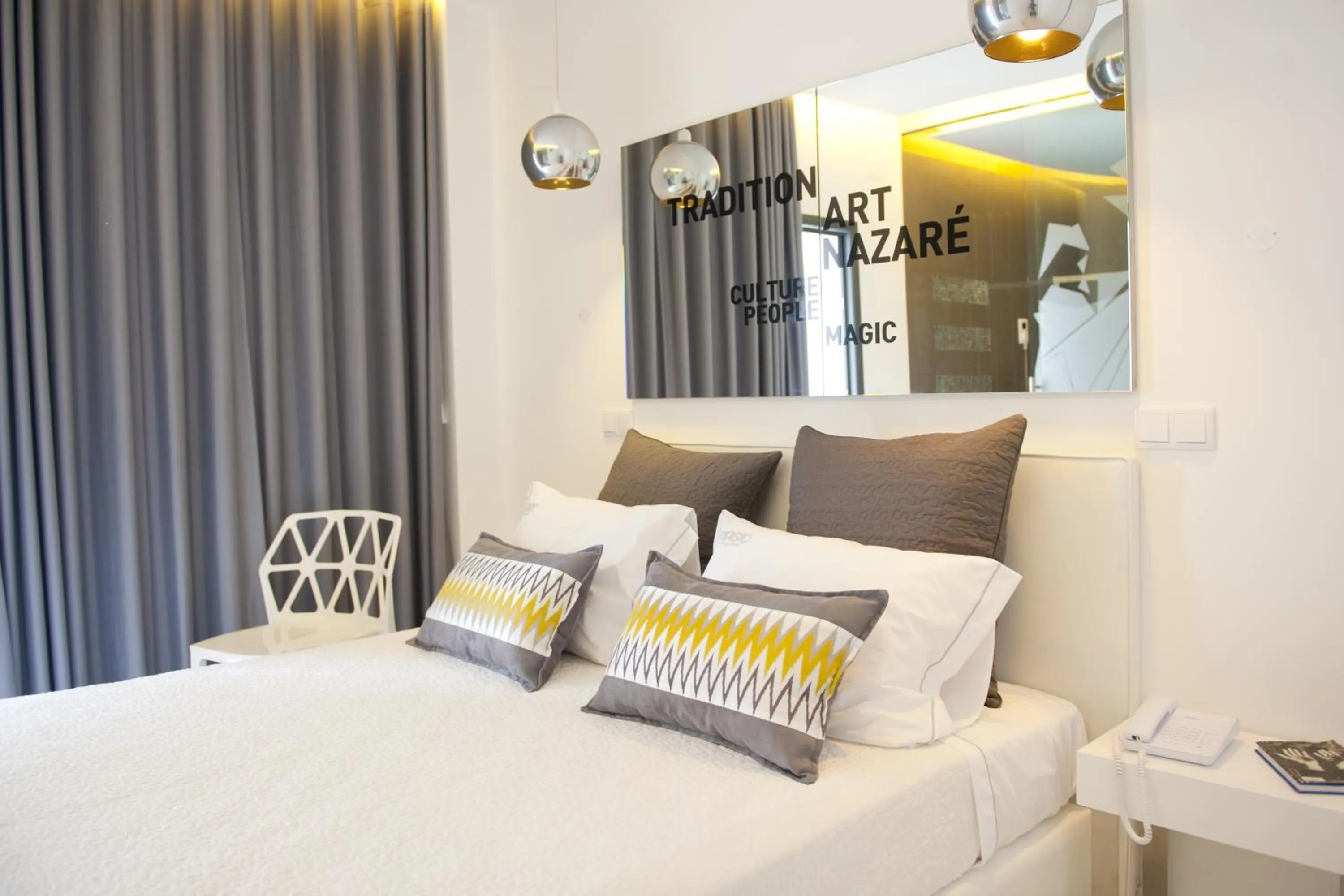 Bedroom, Bed in Hotel Magic