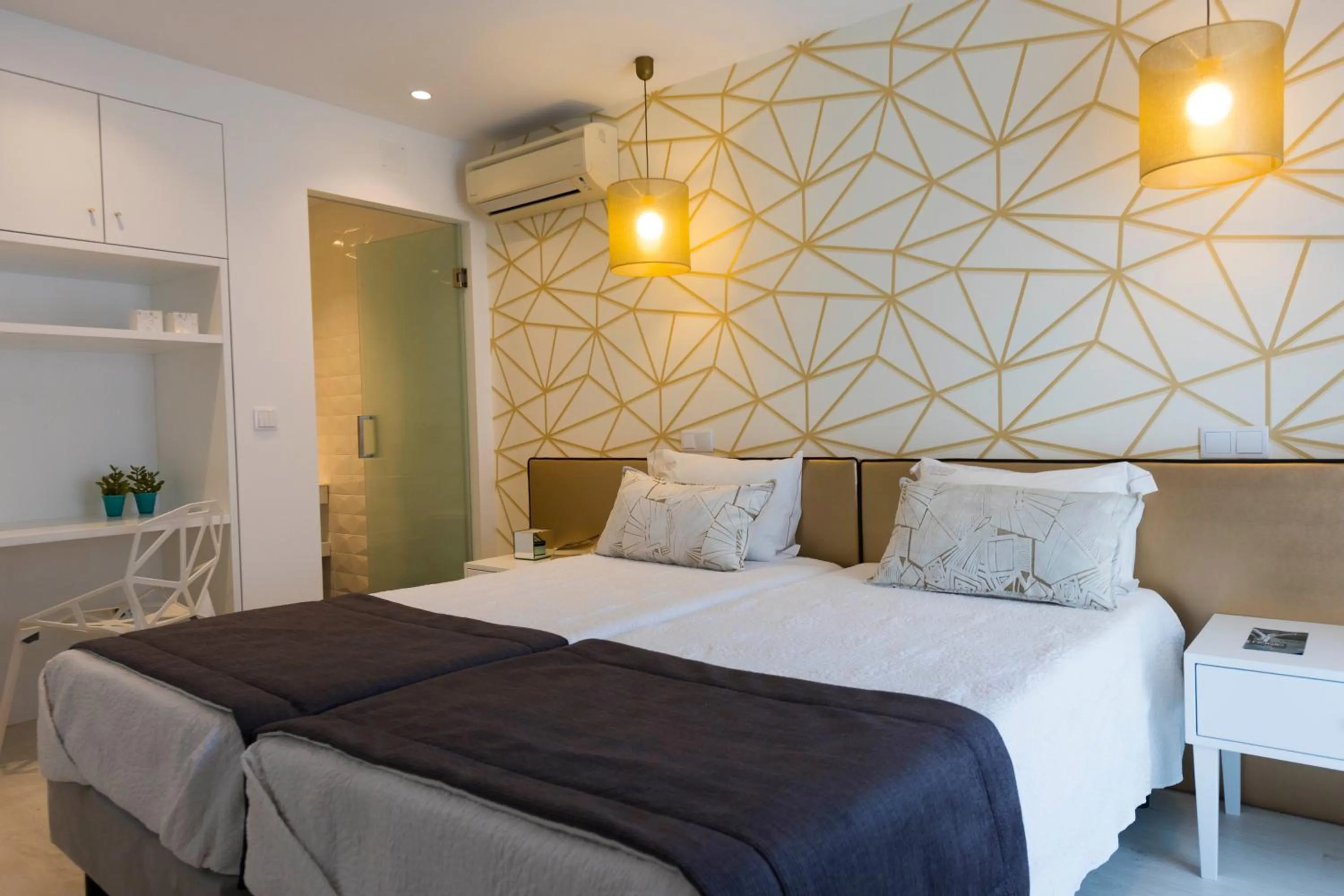 Photo of the whole room, Bed in Hotel Magic