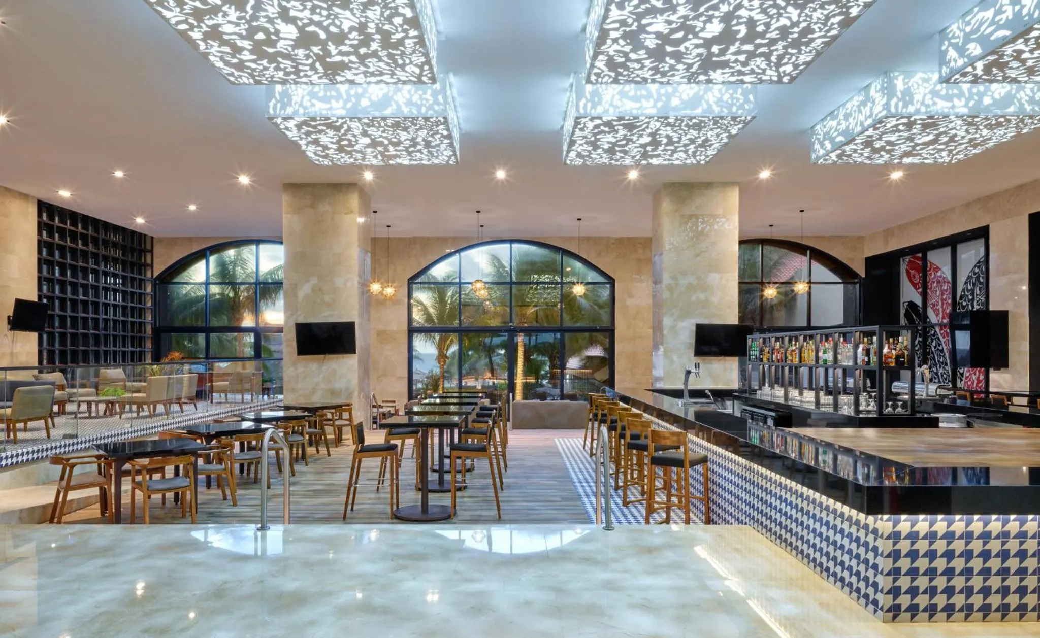 Lounge or bar in Fiesta Americana Condesa Cancun - All Inclusive