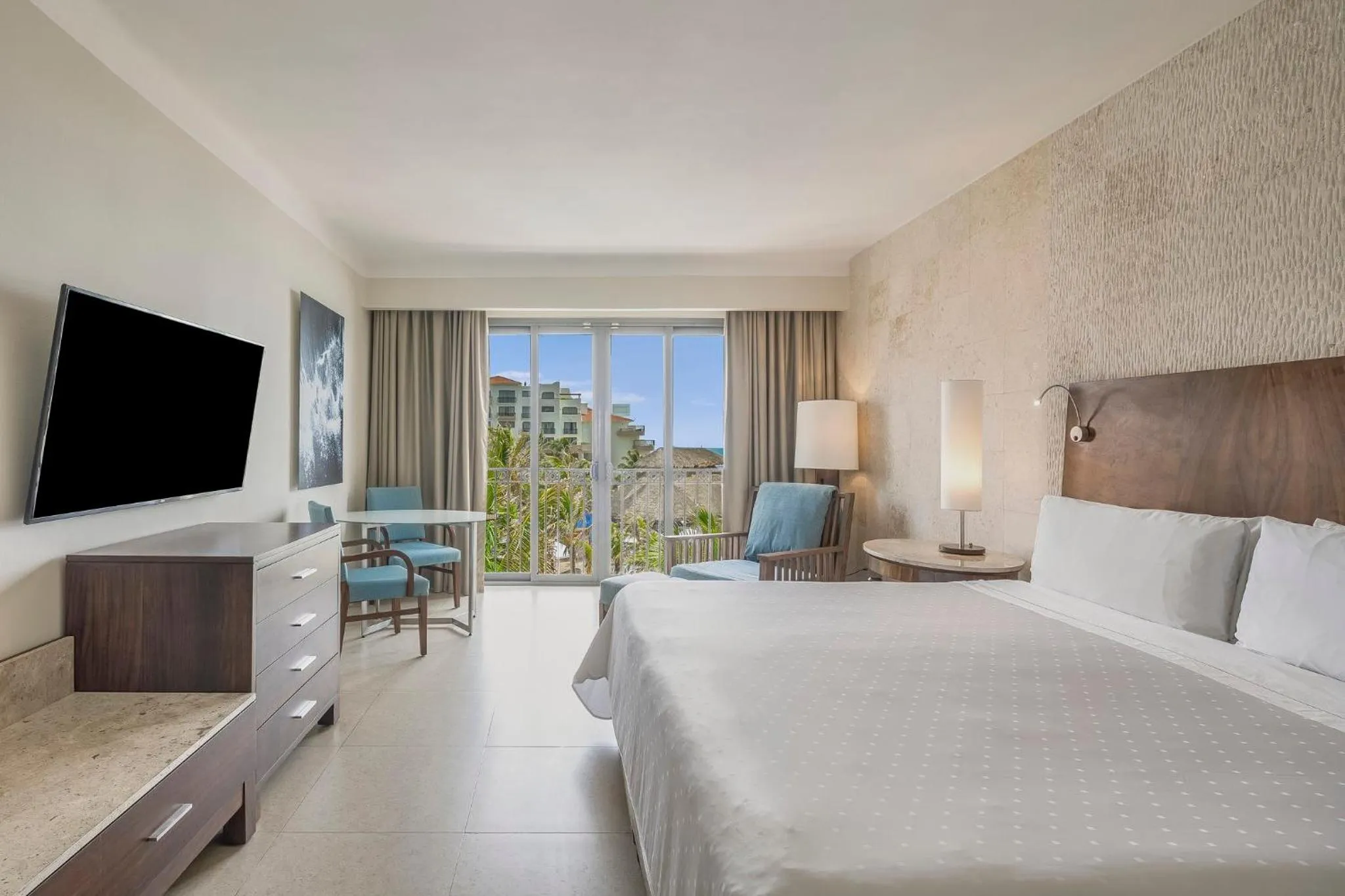 Photo of the whole room, Bed in Fiesta Americana Condesa Cancun - All Inclusive