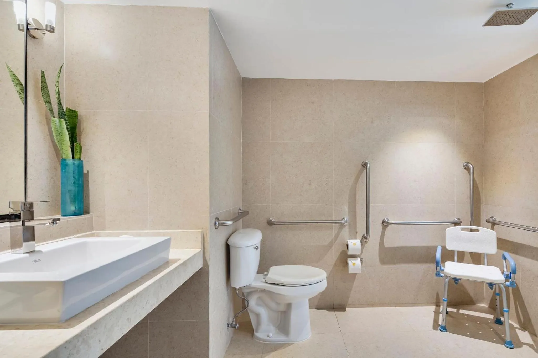 Bathroom in Fiesta Americana Condesa Cancun - All Inclusive