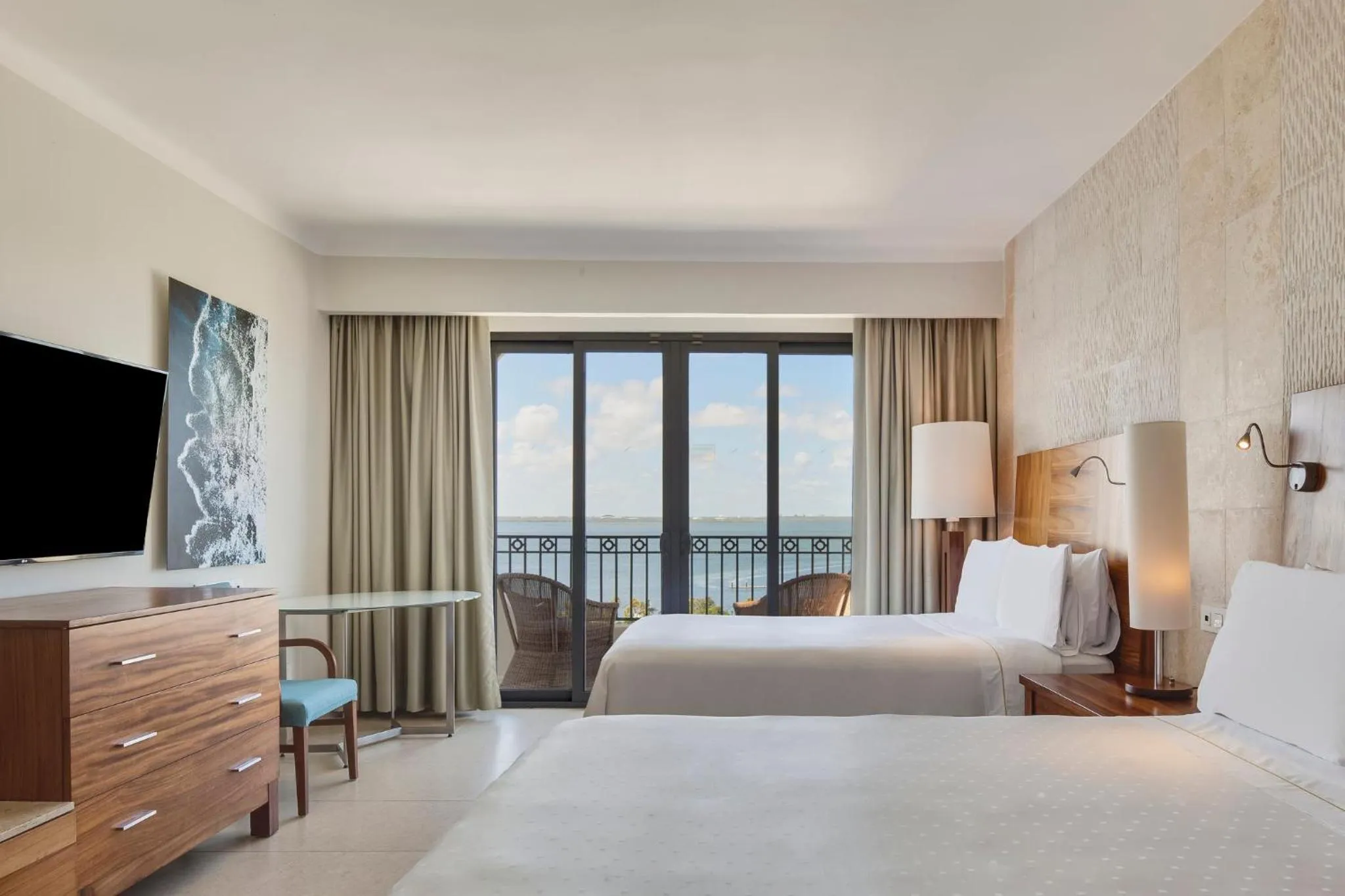 Photo of the whole room, Bed in Fiesta Americana Condesa Cancun - All Inclusive