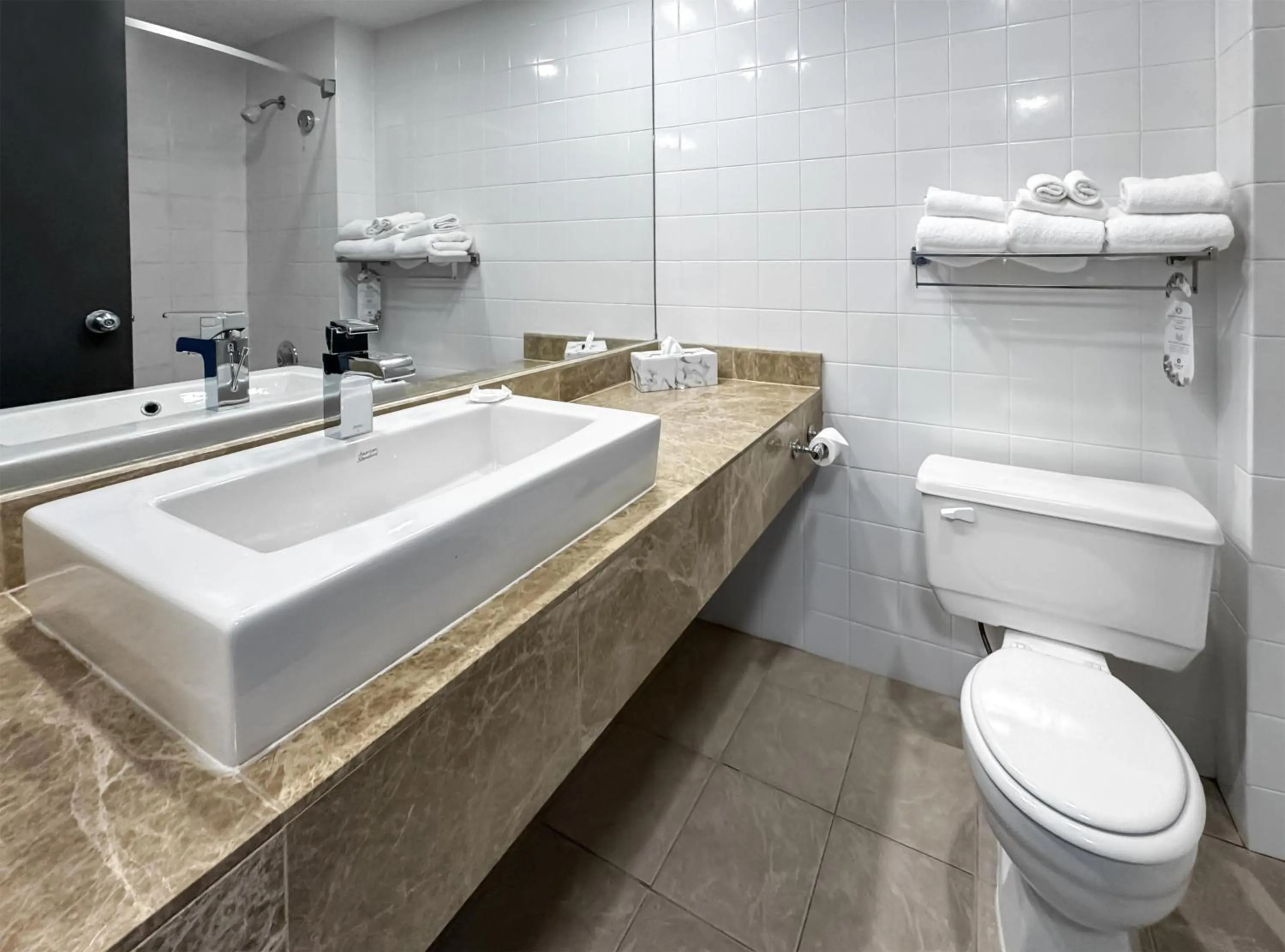 Other in Coast Lonsdale Quay Hotel