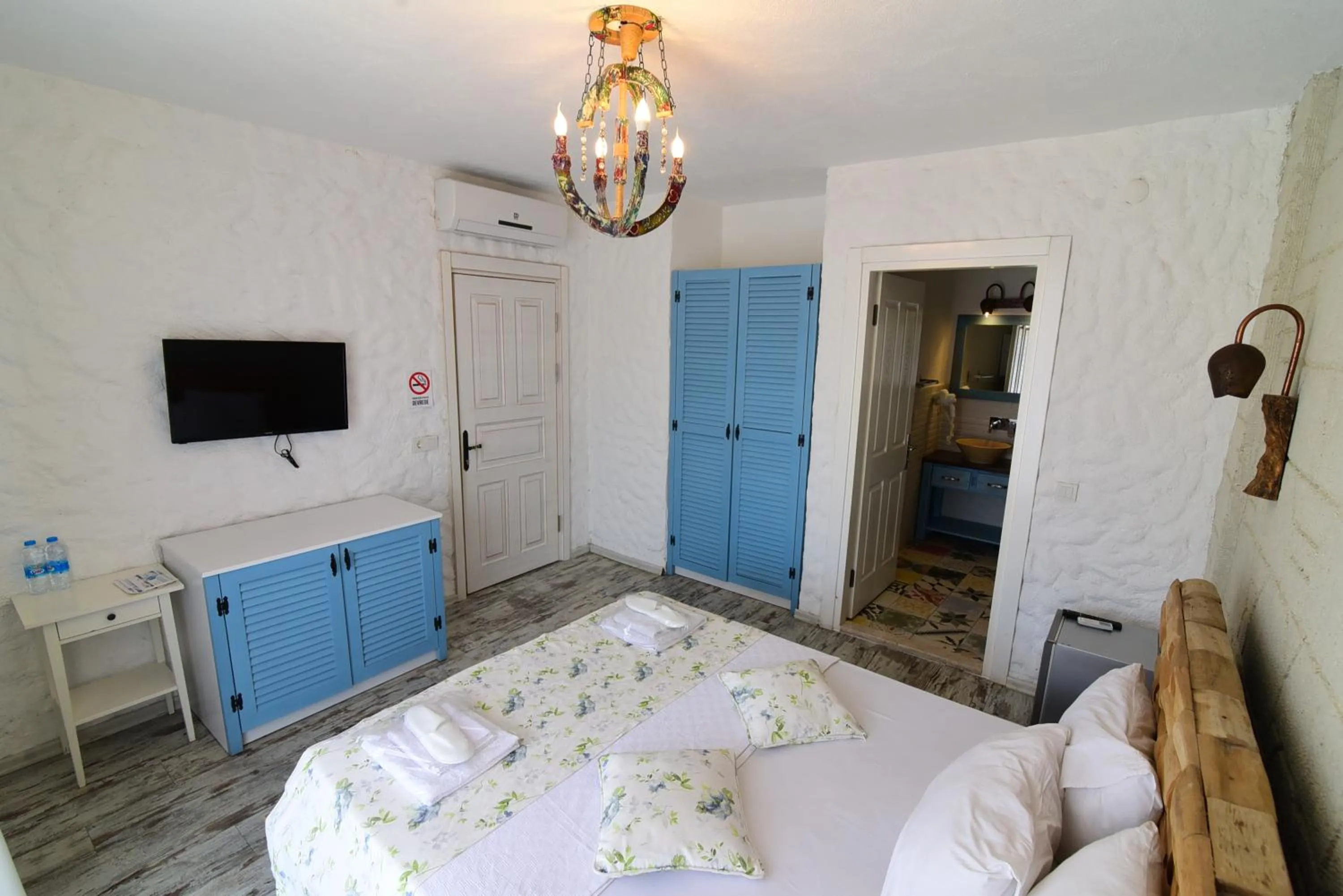 Massage, TV/Entertainment Center in My Adress Alaçatı Butik Otel