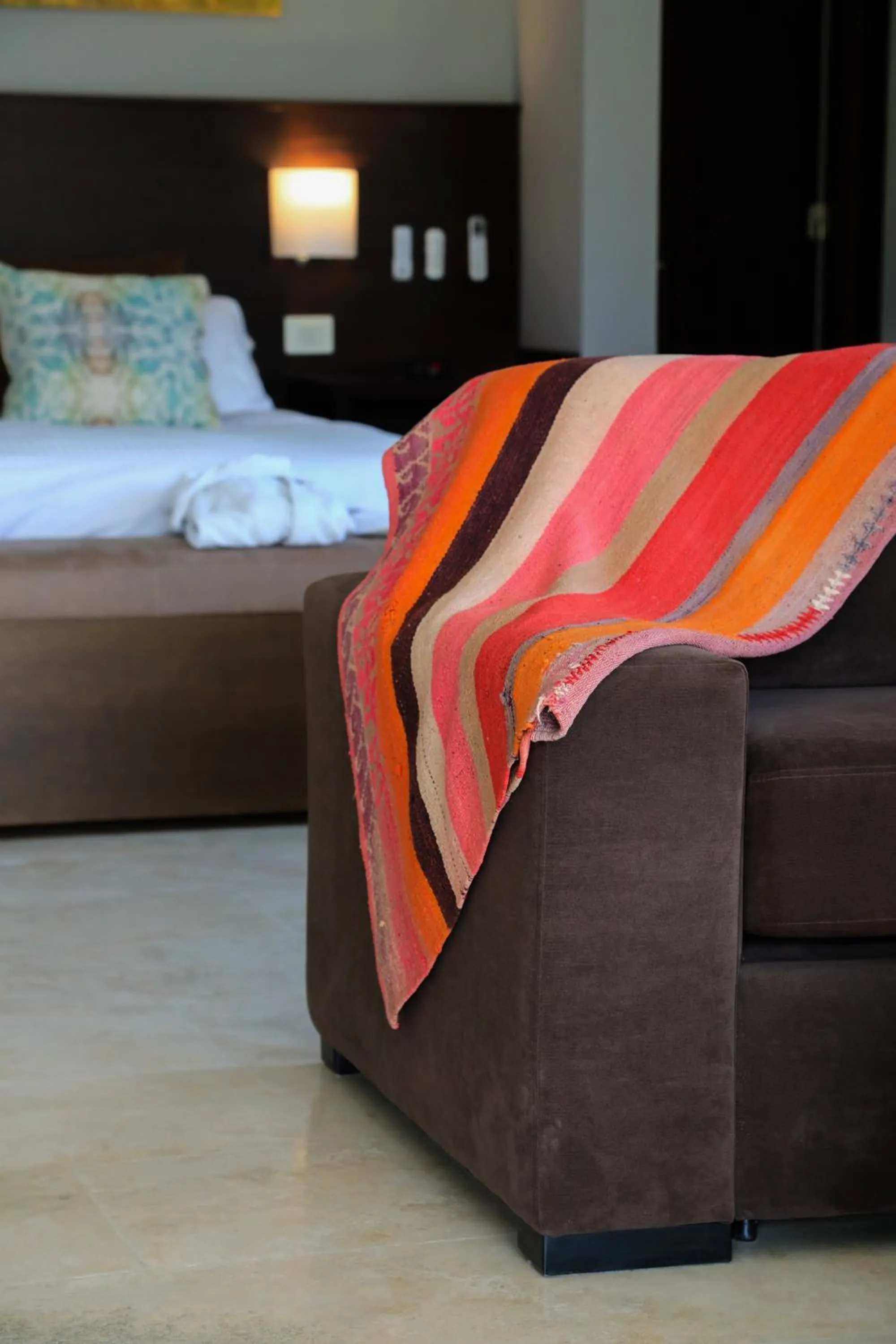 hair dresser, Bed in El Carmelo Mountain Lodge