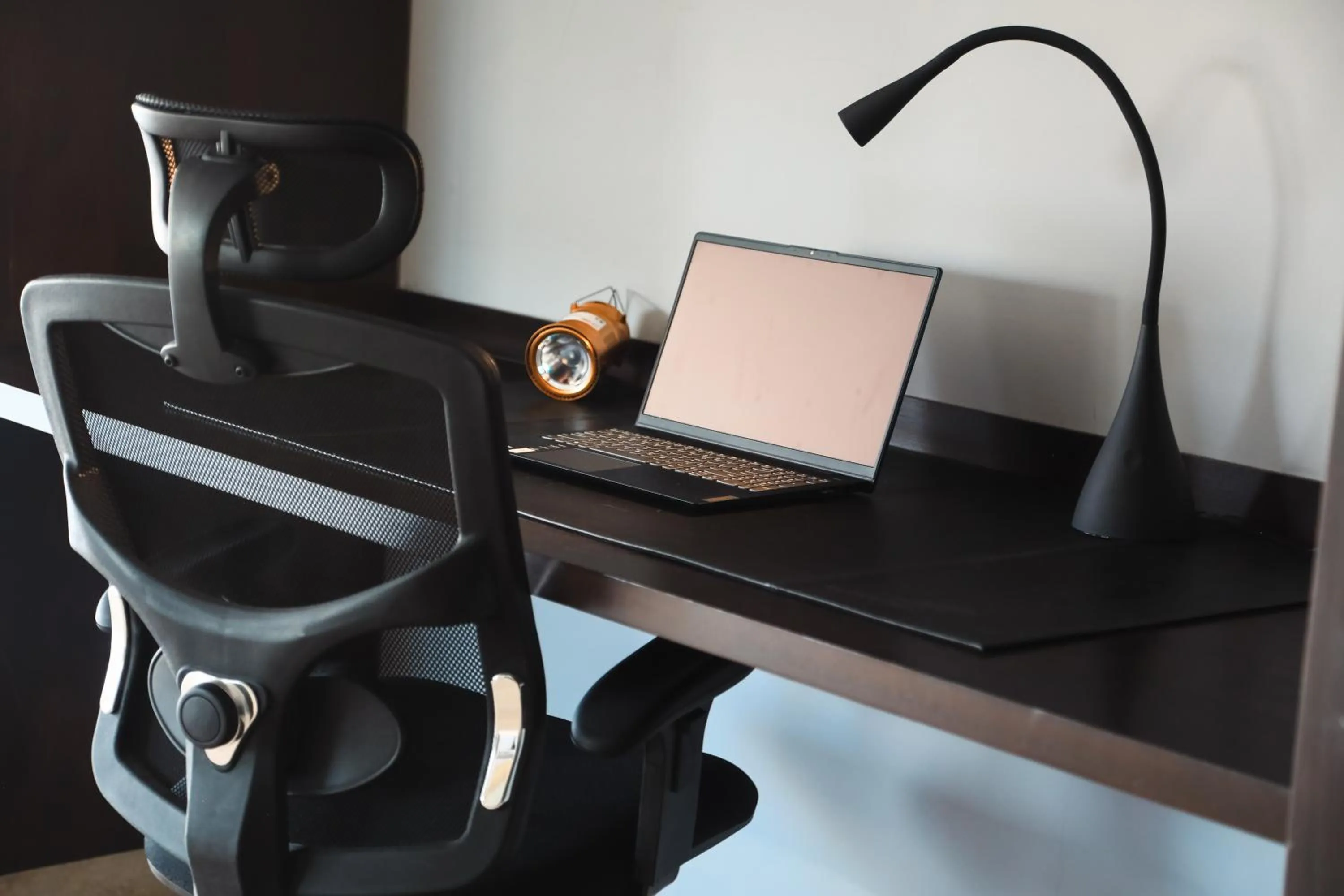 hair dresser in El Carmelo Mountain Lodge