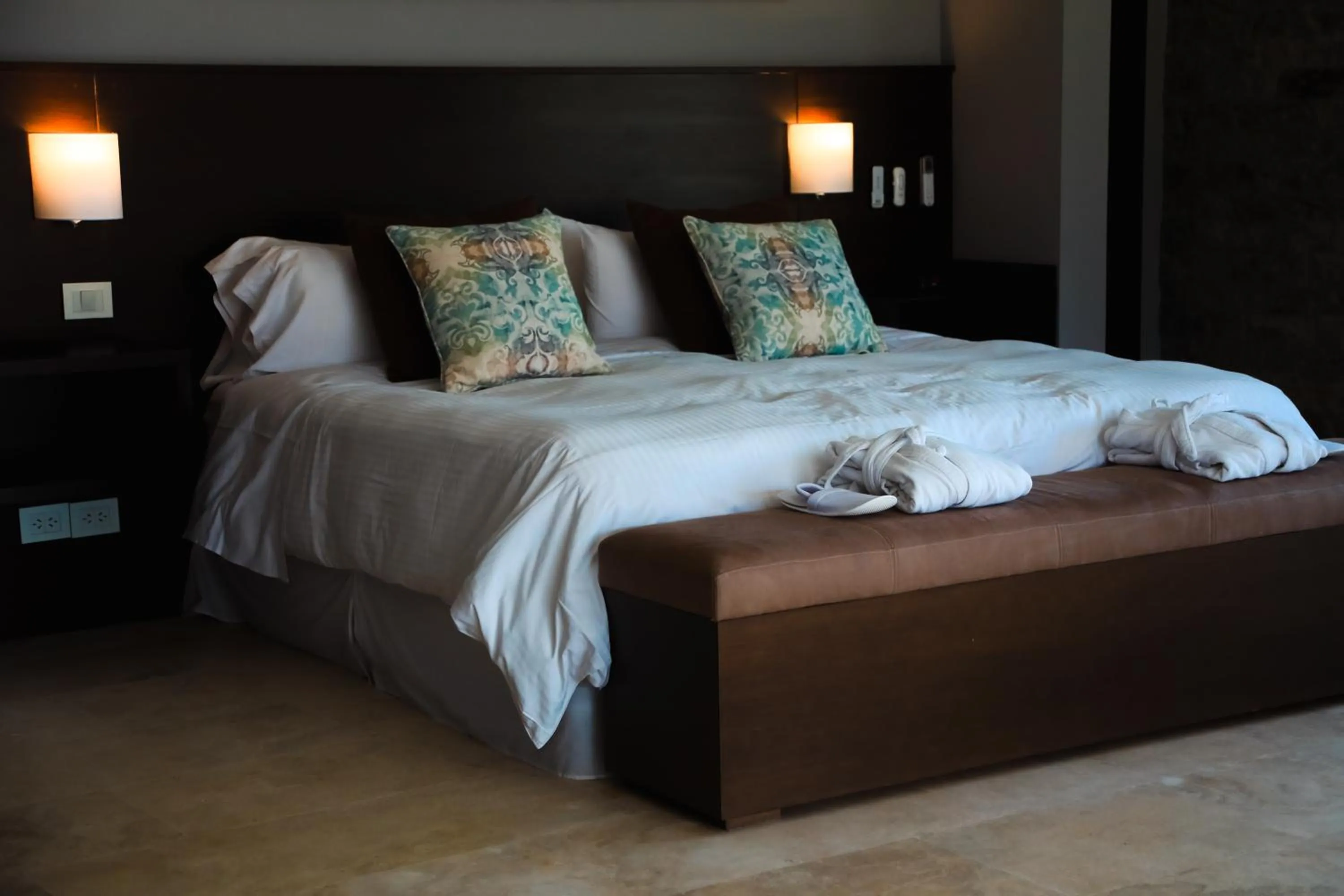 Bed in El Carmelo Mountain Lodge