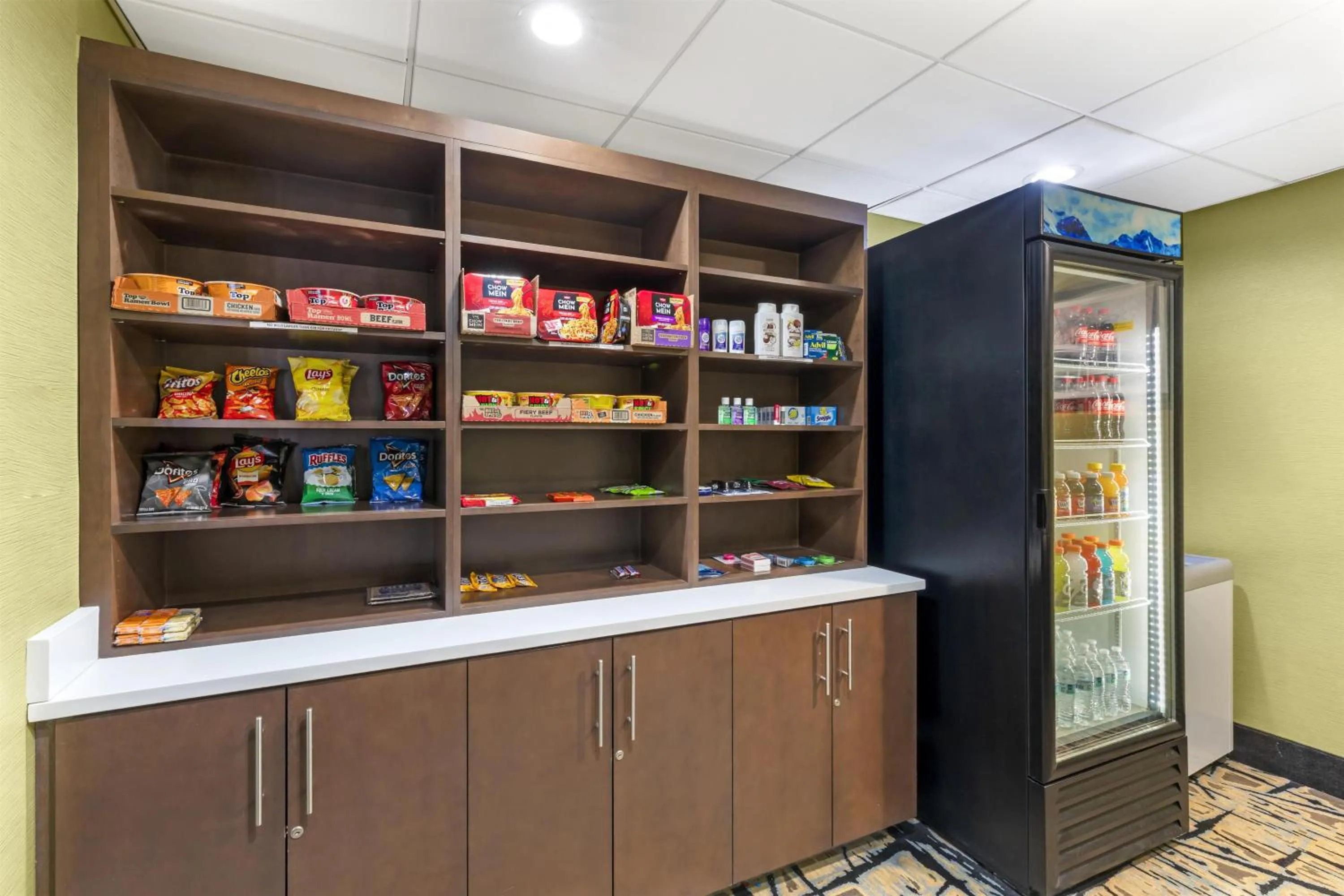 Property building in Best Western Plus McDonough Inn & Suites