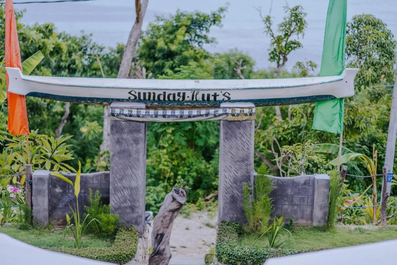 Sunday Huts Lembongan