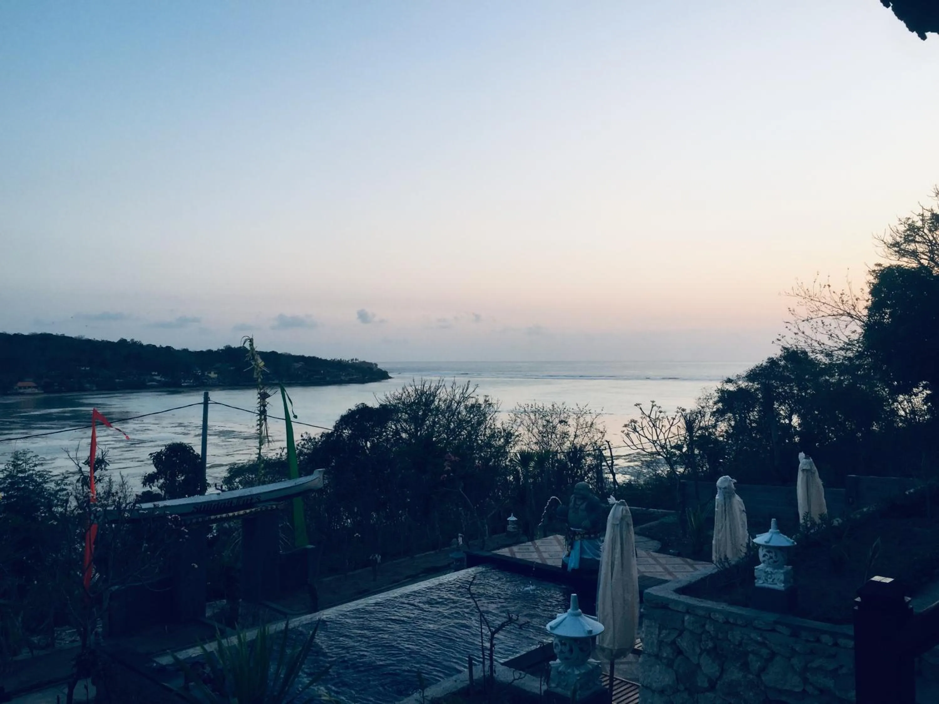 Sea view in Sunday Huts Lembongan