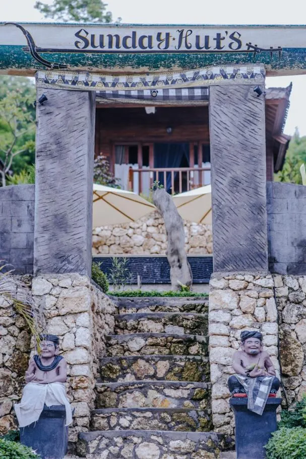 Sunday Huts Lembongan