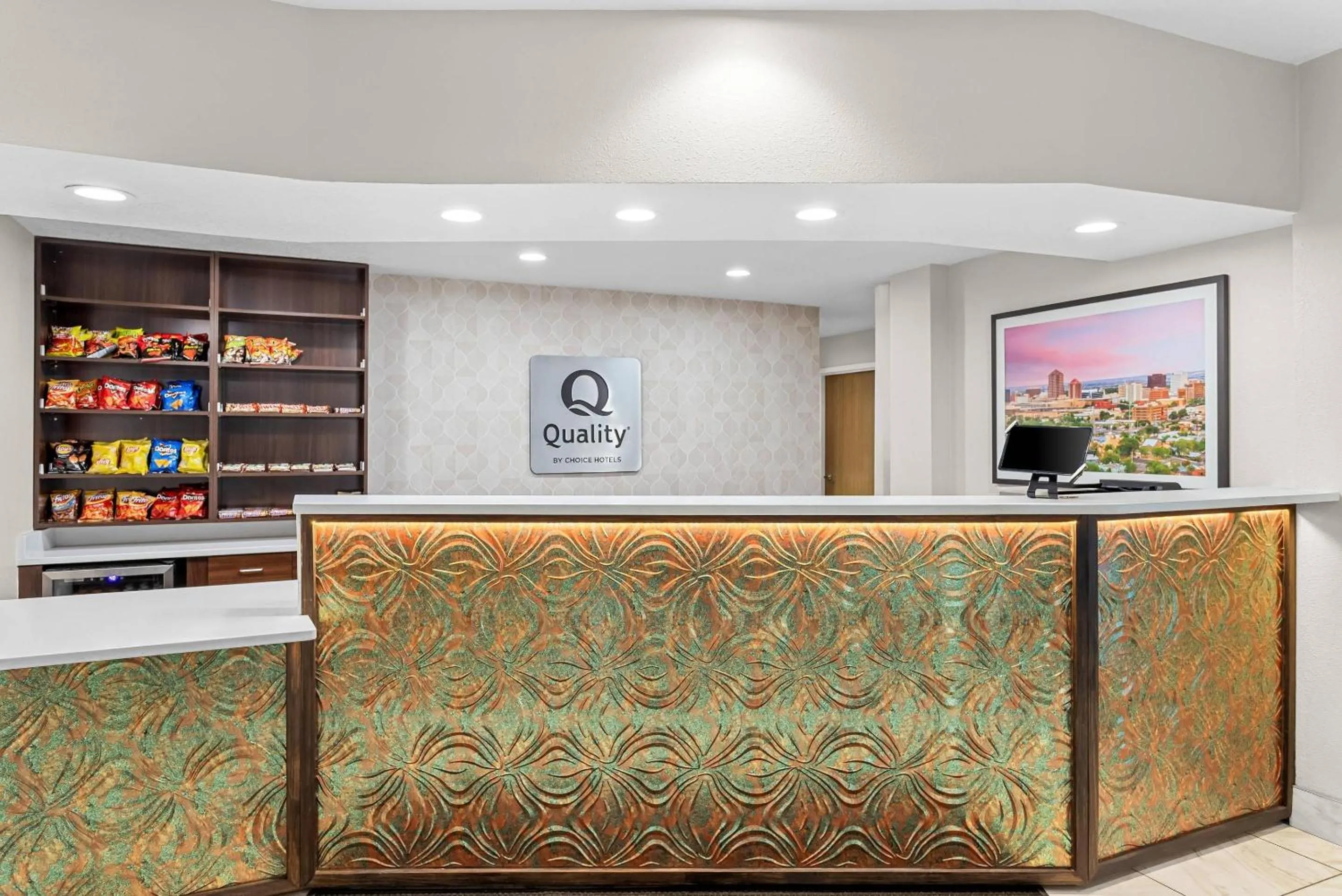 Lobby or reception in Quality Inn & Suites Sunport Airport Albuquerque