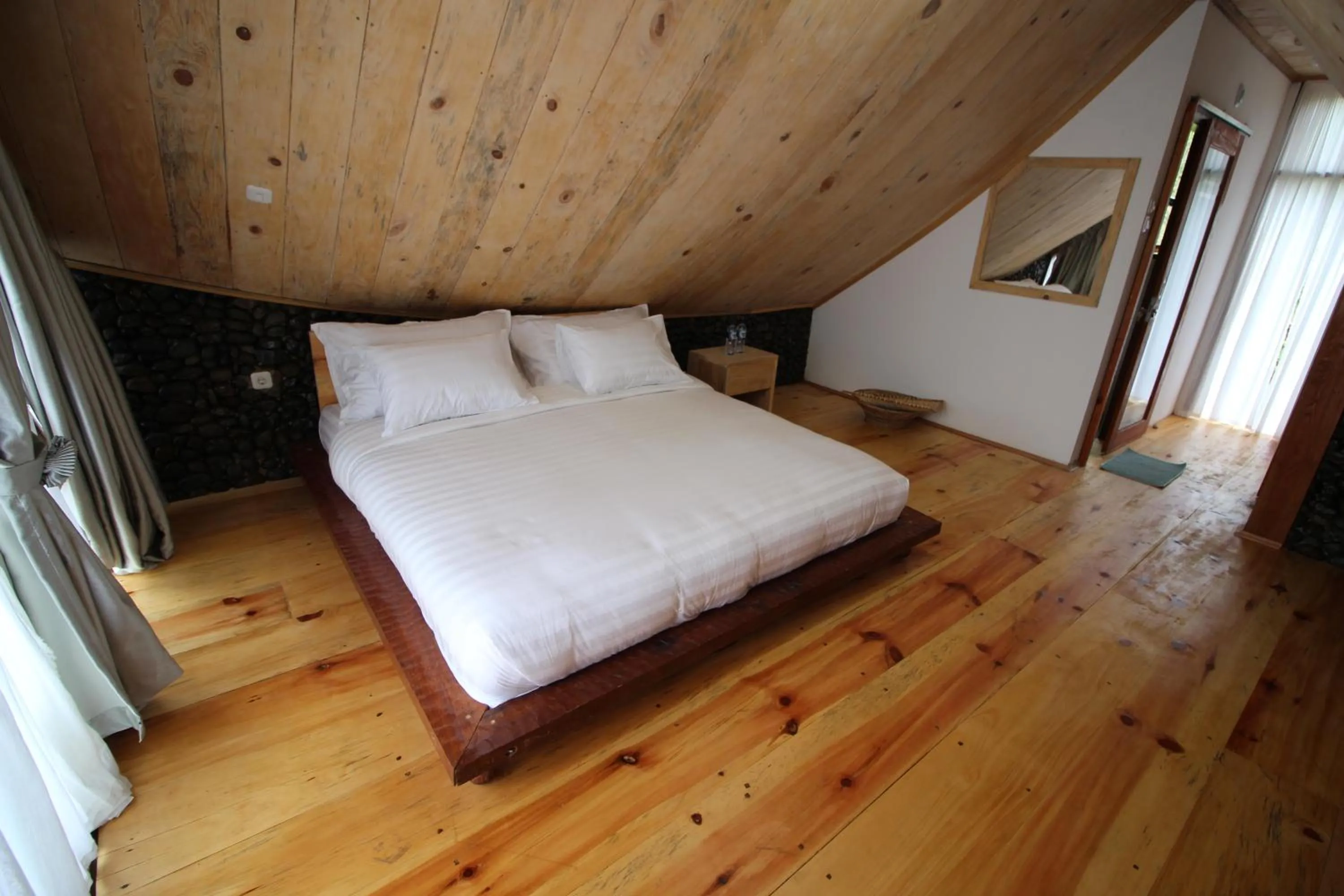 Bed in Padi Ecolodge