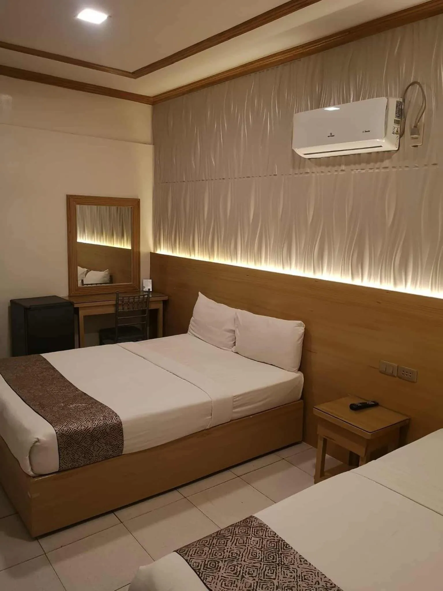 Bed in Bamboo Garden Bussiness Inn