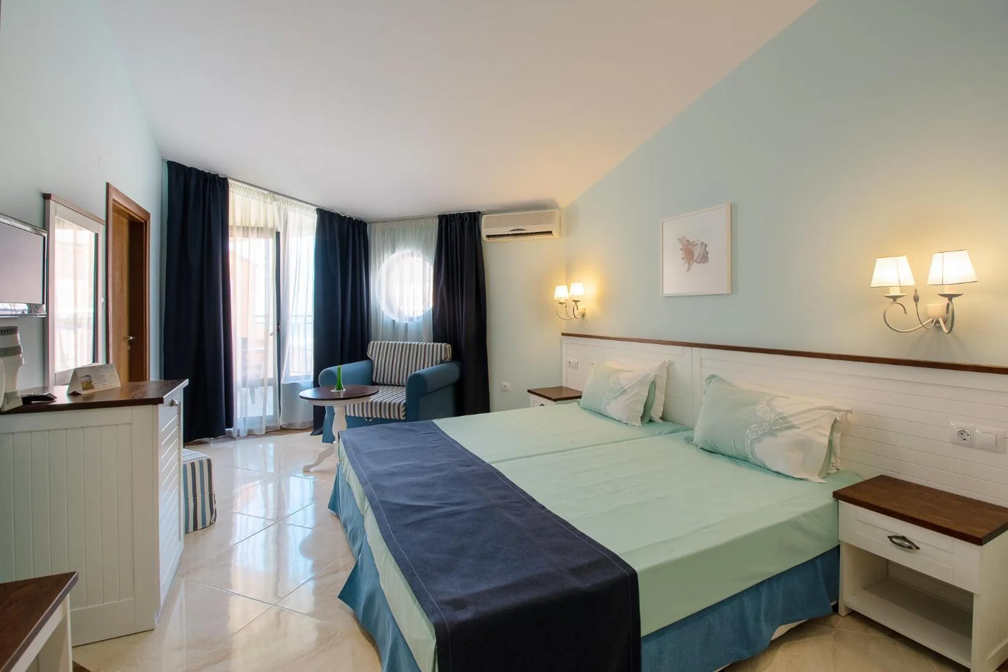 Bedroom, Bed in Hotel Evridika