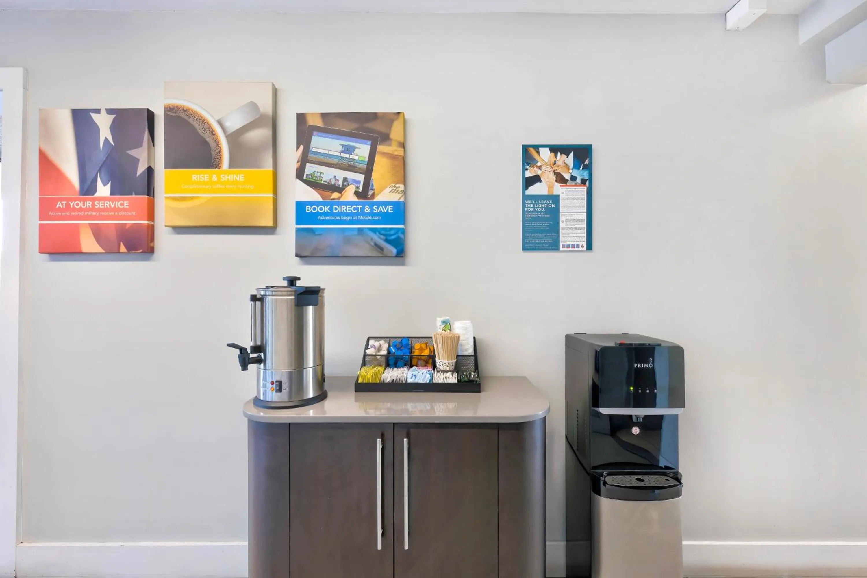 Coffee/tea facilities in Motel 6-Mount Jackson, VA - Shenandoah