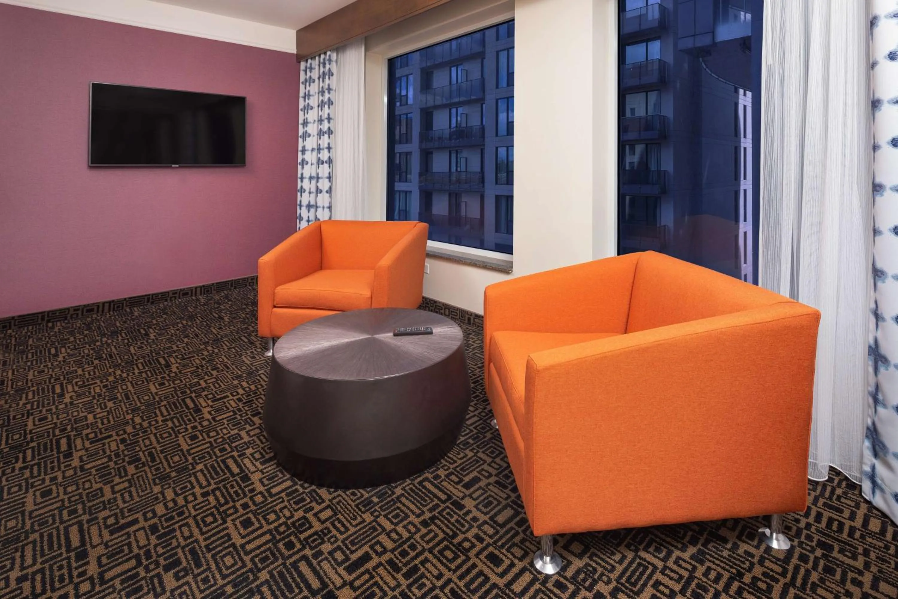 Living room in Hilton Garden Inn Montreal Centre-Ville