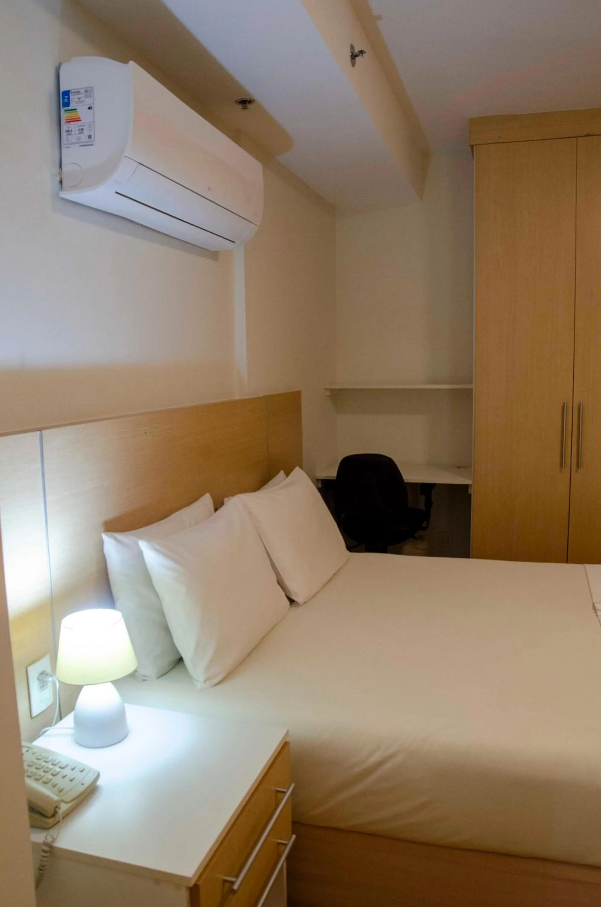 Bed in Hotel City Hall