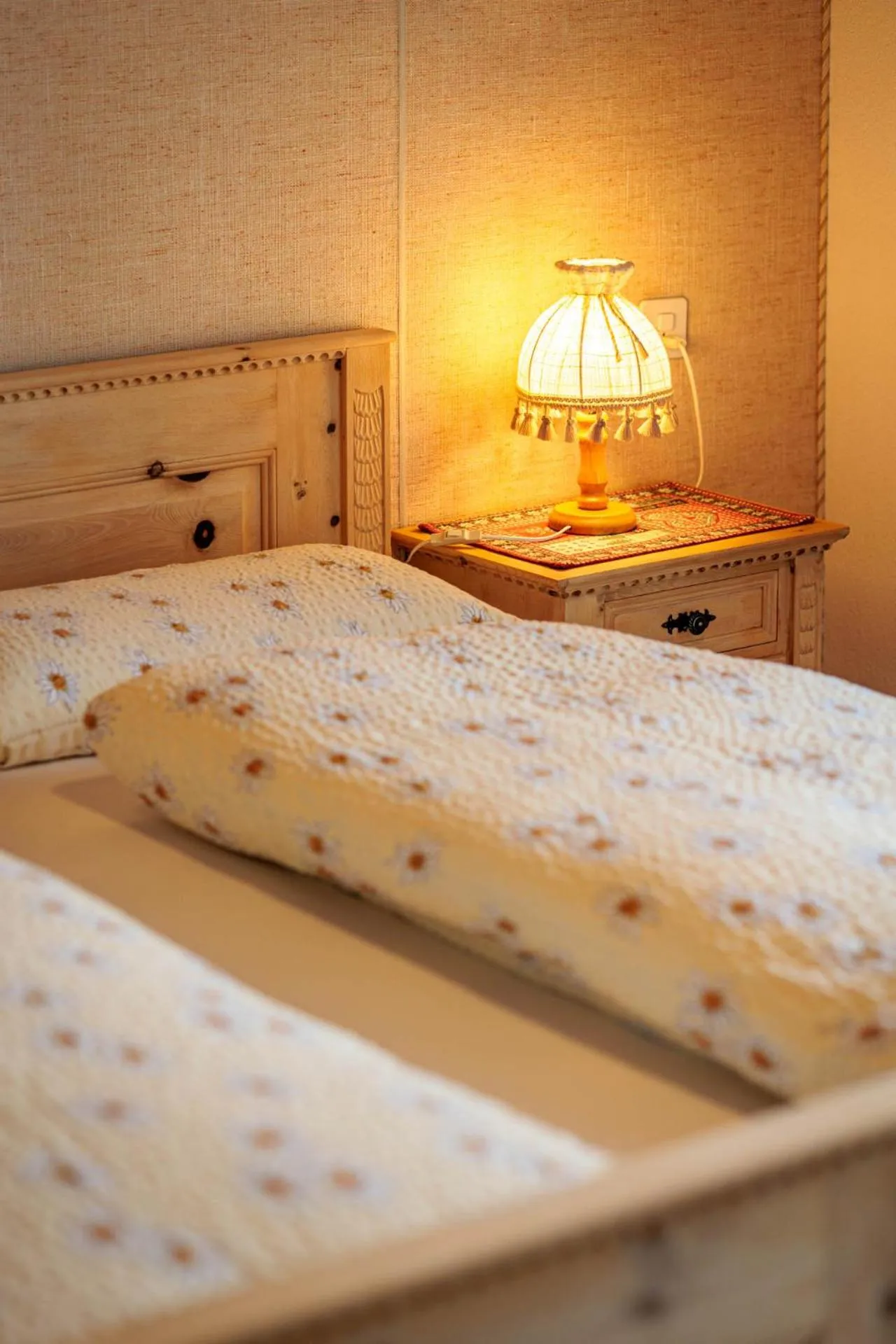 Bed in Albergo Lardi