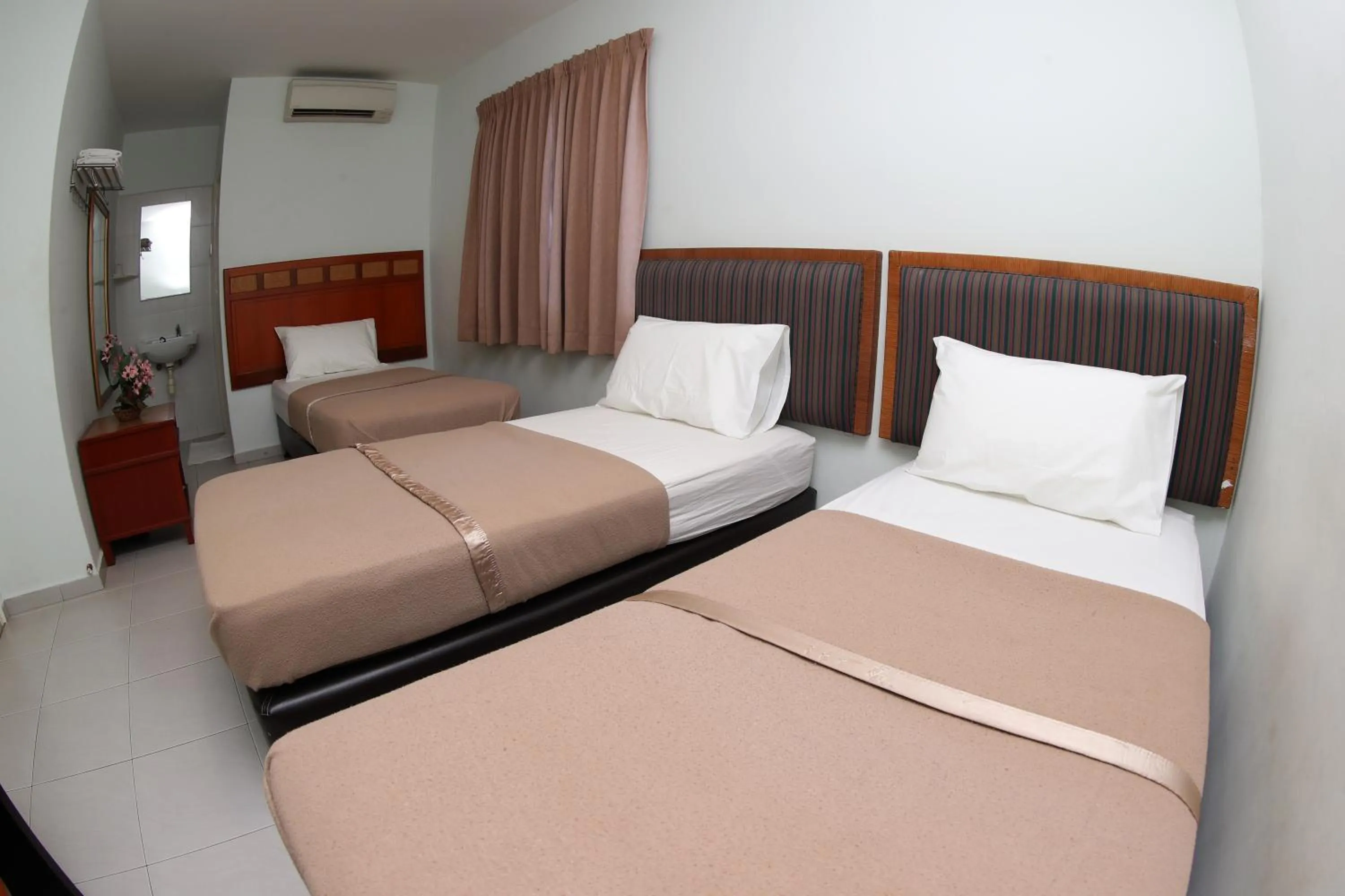 Bed in Hotel Rembia