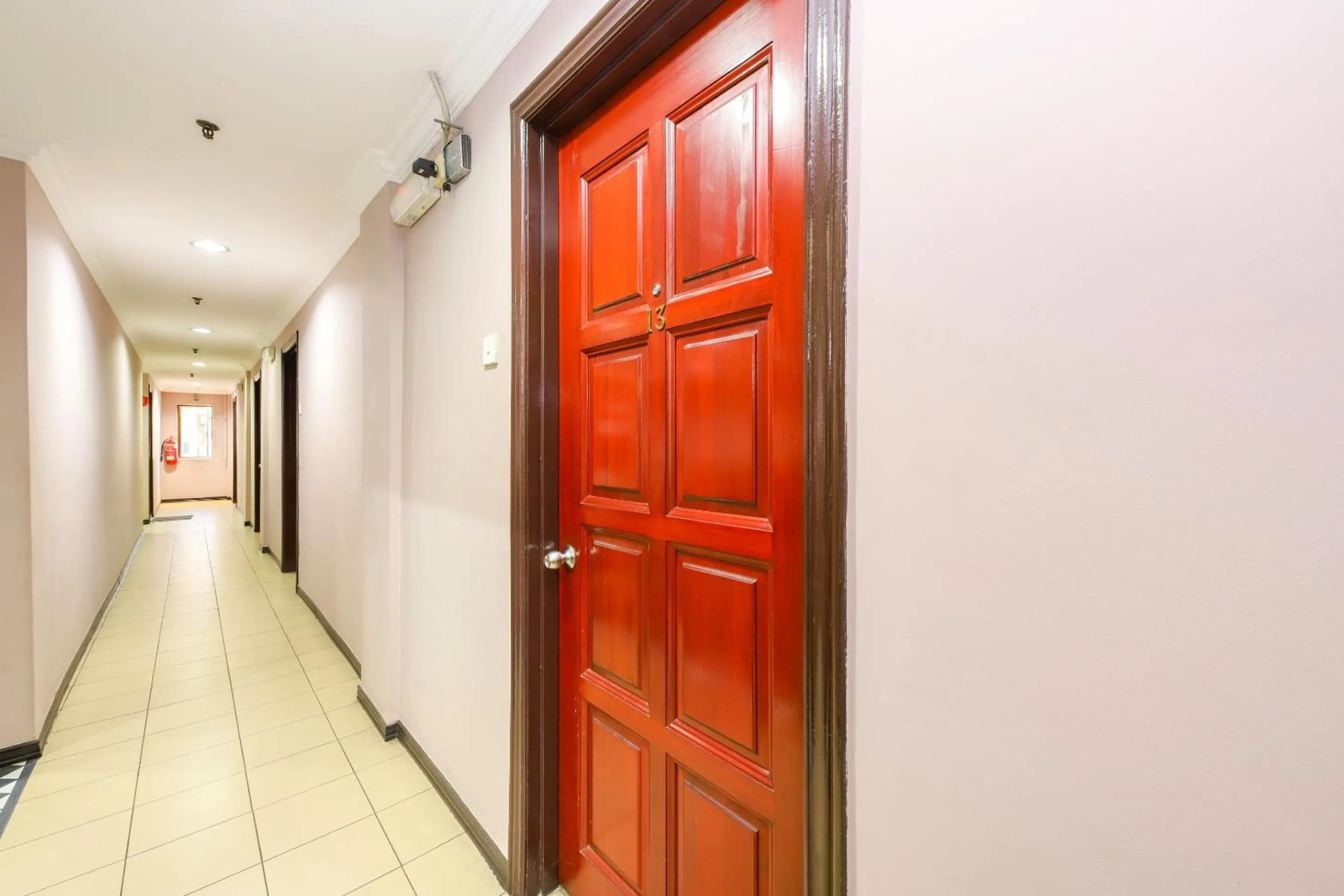 Lobby or reception in OYO 472 Comfort Hotel 1